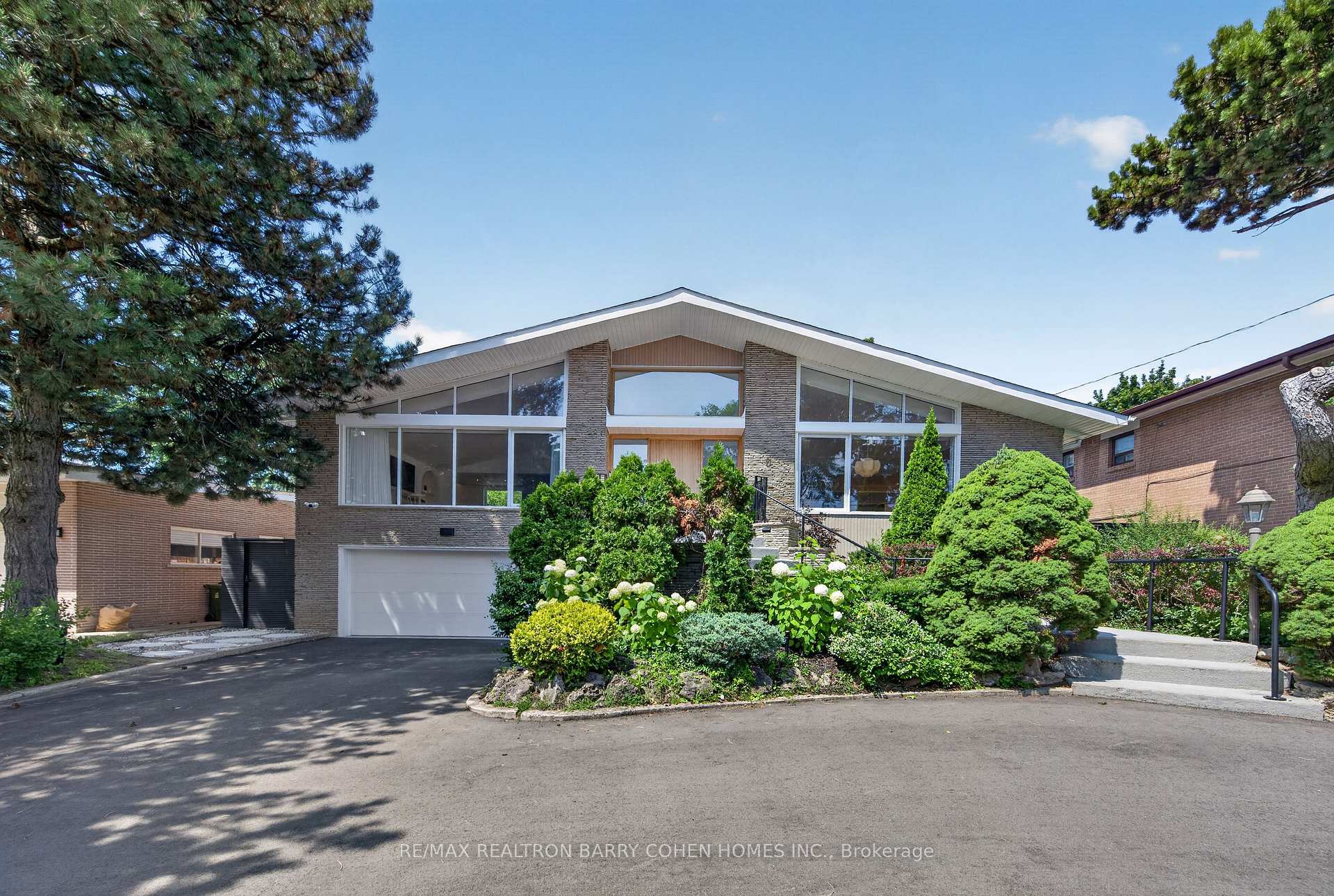 Photo 49 of 6 Denmark Crescent, North York, Westminster-Branson — HOMEH