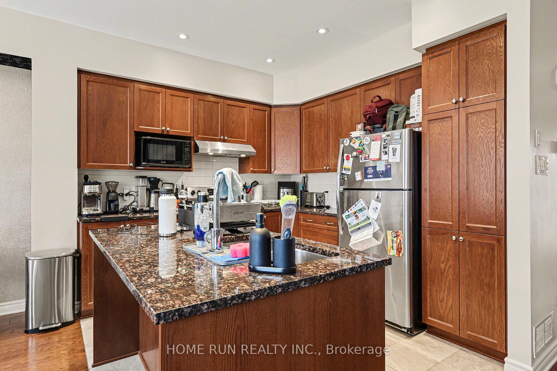 Photo 8 of 257 Dolce Crescent, Ottawa, Riverside South/Gloucester Glen — HOMEH