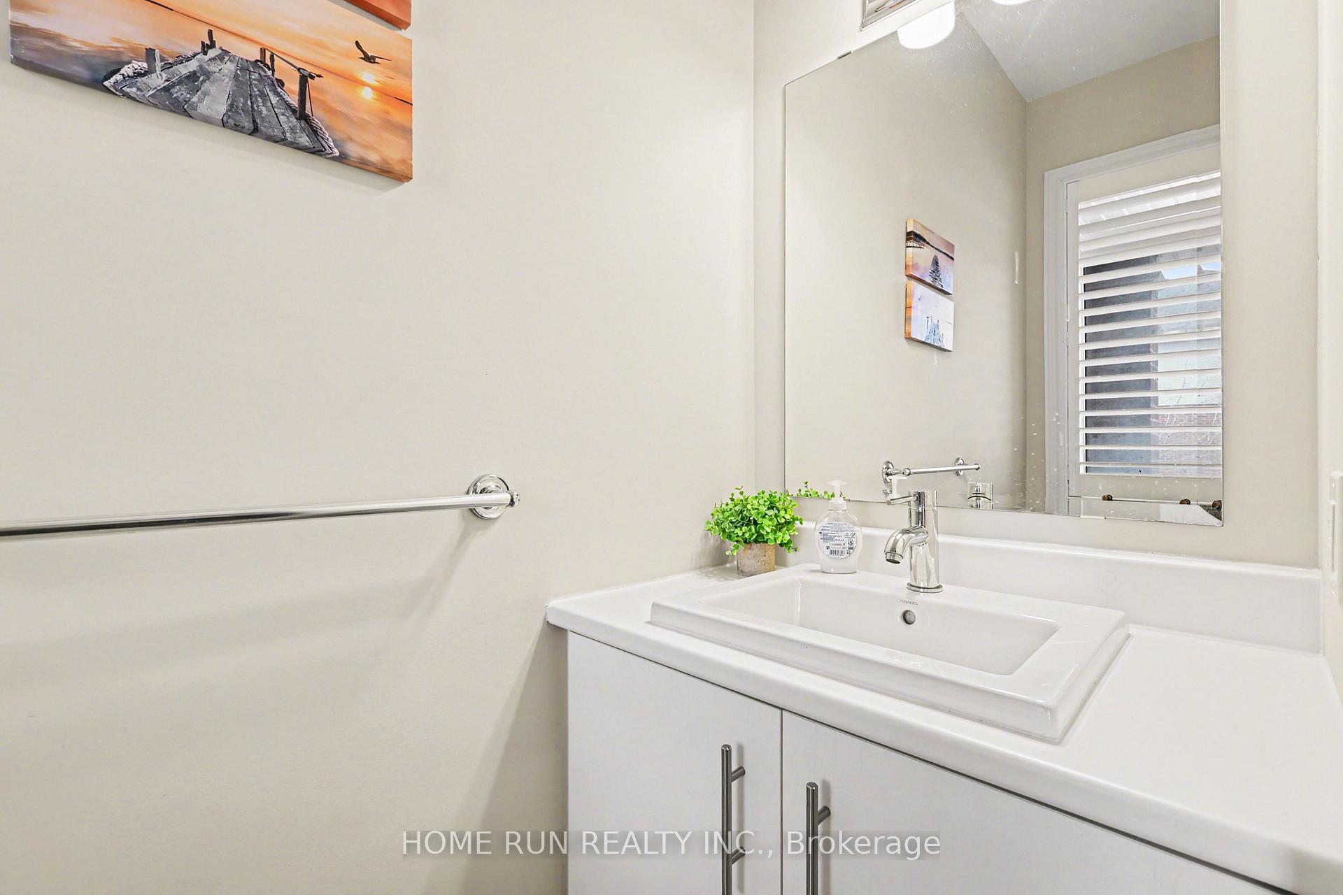 Photo 10 of 257 Dolce Crescent, Ottawa, Riverside South/Gloucester Glen — HOMEH