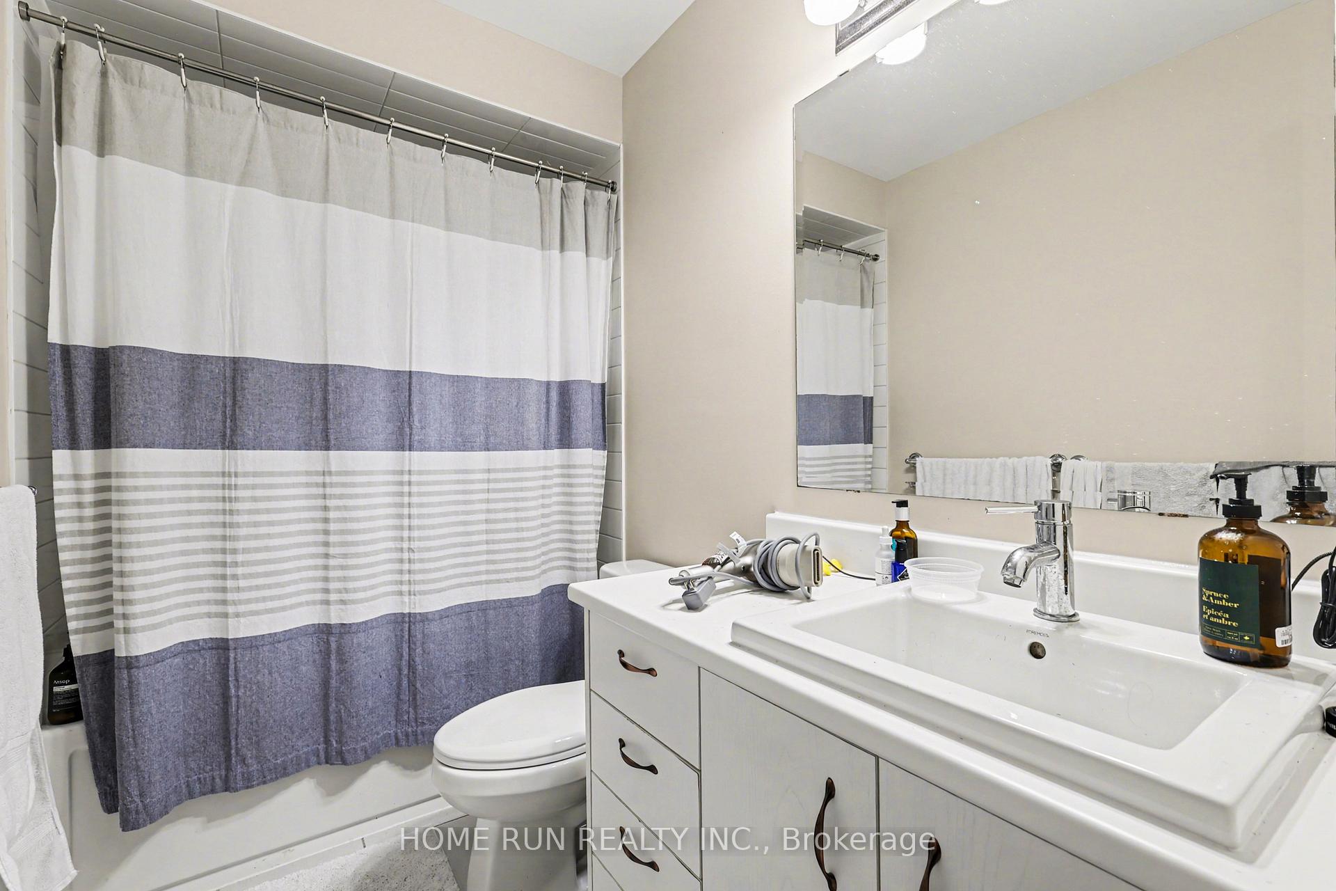Photo 17 of 257 Dolce Crescent, Ottawa, Riverside South/Gloucester Glen — HOMEH