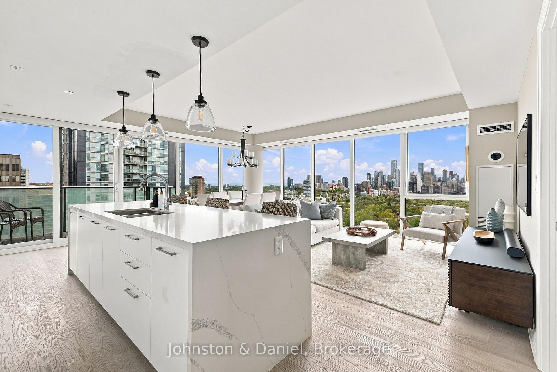 Photo 2 of Unit 2010, 99 Foxbar Road, Toronto, Yonge-St. Clair — HOMEH
