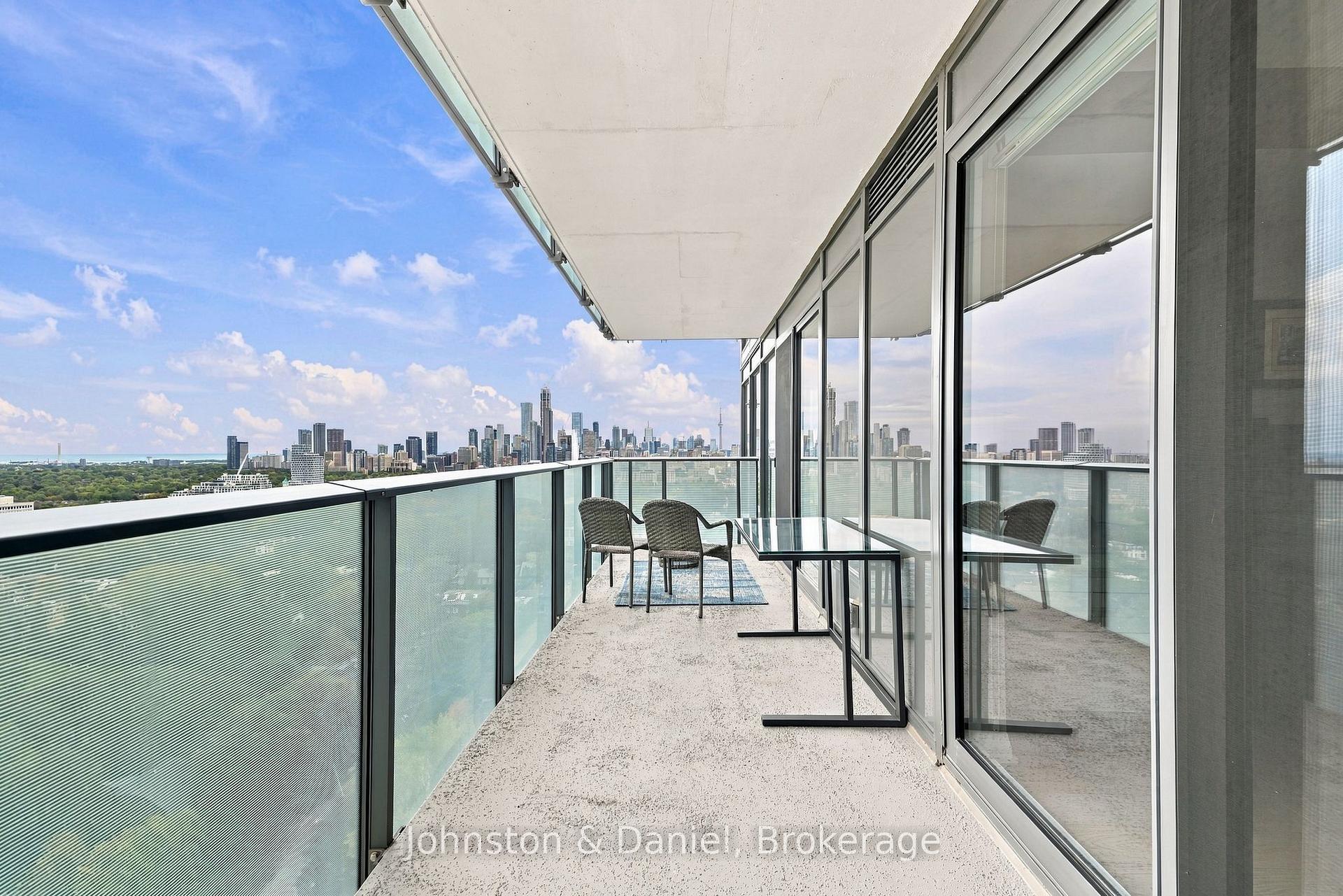 Photo 13 of Unit 2010, 99 Foxbar Road, Toronto, Yonge-St. Clair — HOMEH