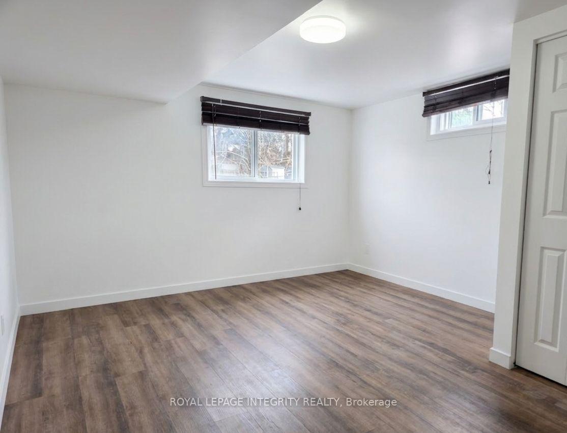 Photo 15 of 176 Oakridge Boulevard, Ottawa, Meadowlands/Crestview — HOMEH