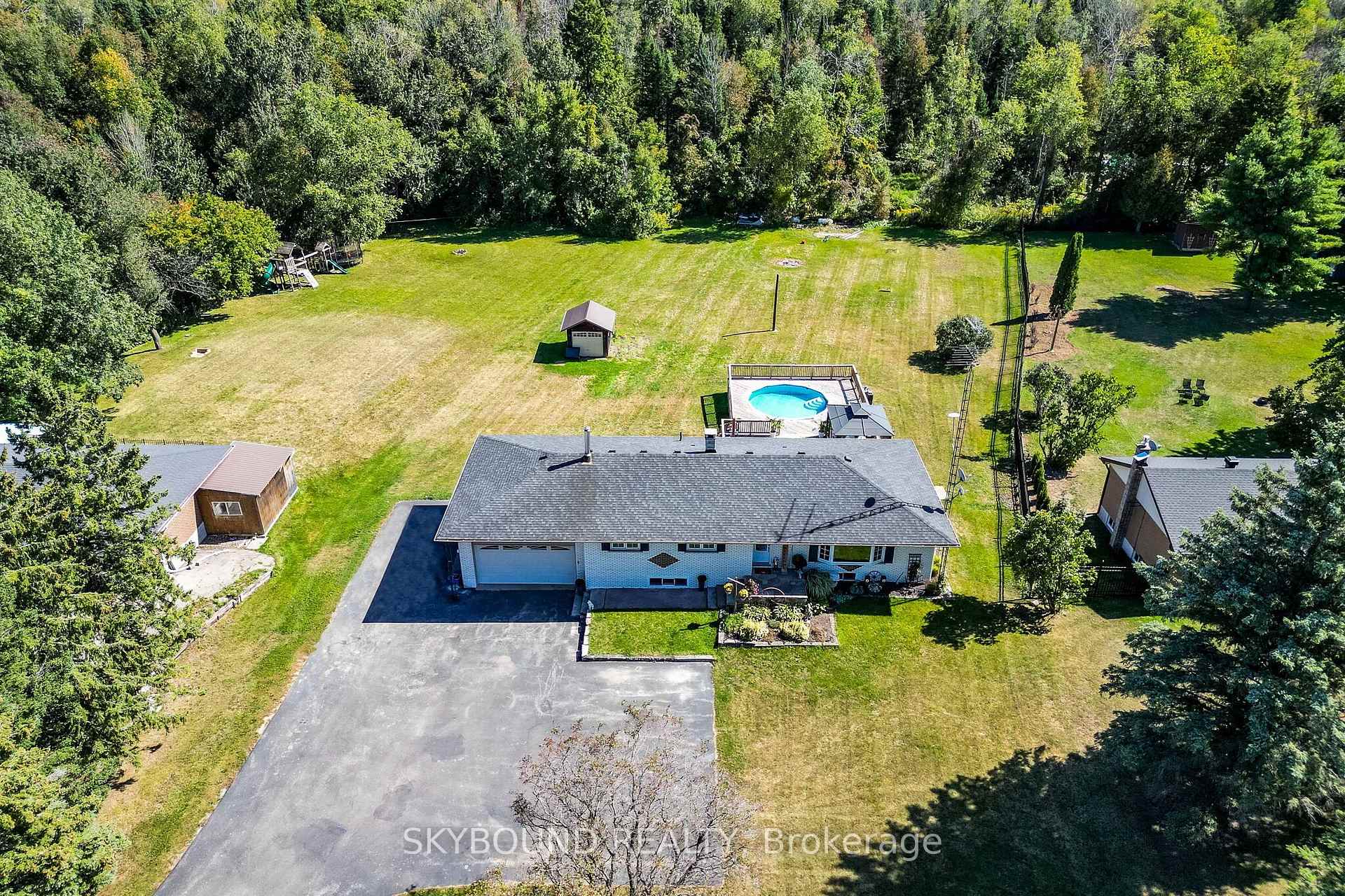 Photo 15 of 9509 Highway 124 Road, Erin, Rural Erin — HOMEH