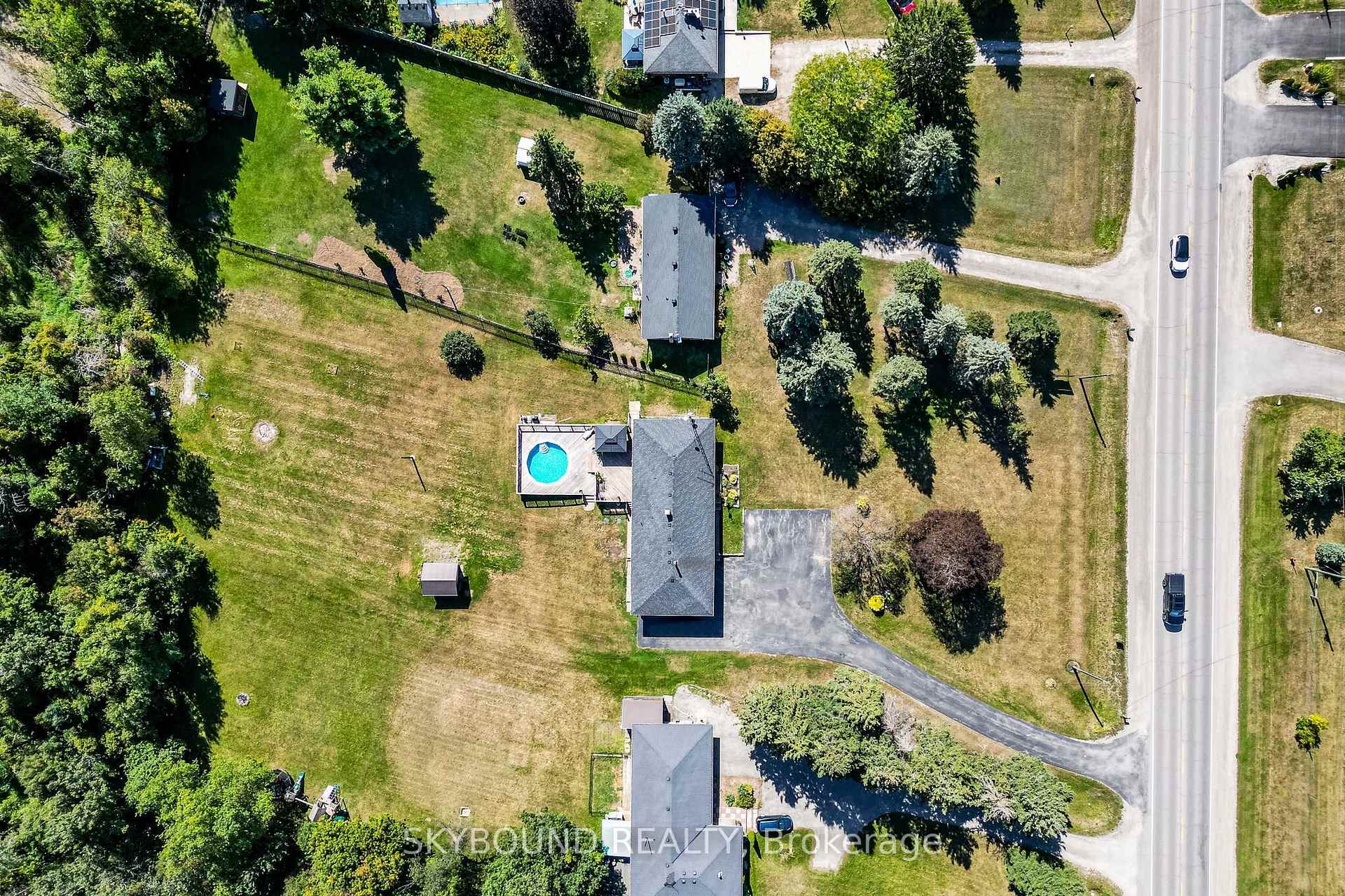 Photo 3 of 9509 Highway 124 Road, Erin, Rural Erin — HOMEH