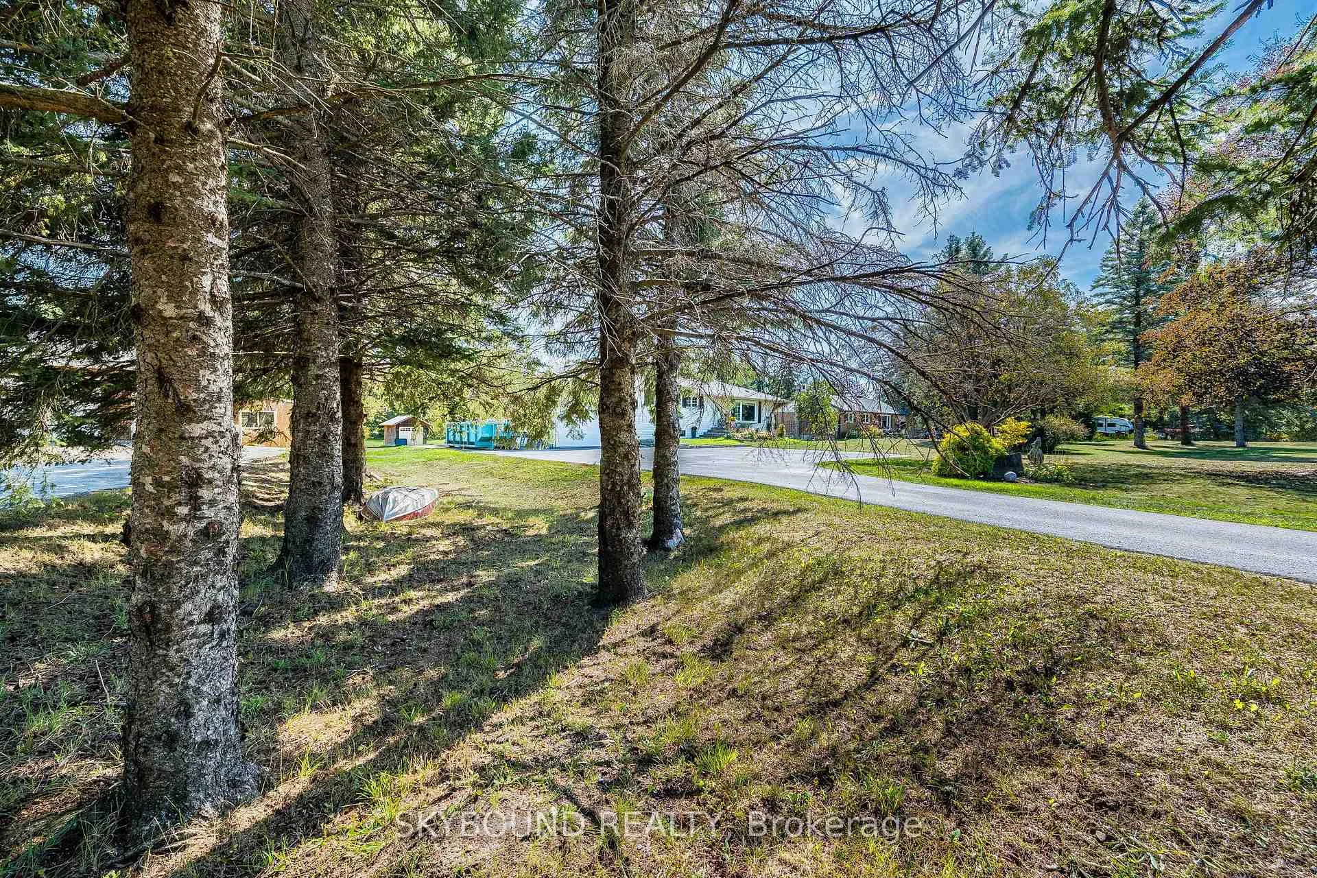 Photo 4 of 9509 Highway 124 Road, Erin, Rural Erin — HOMEH