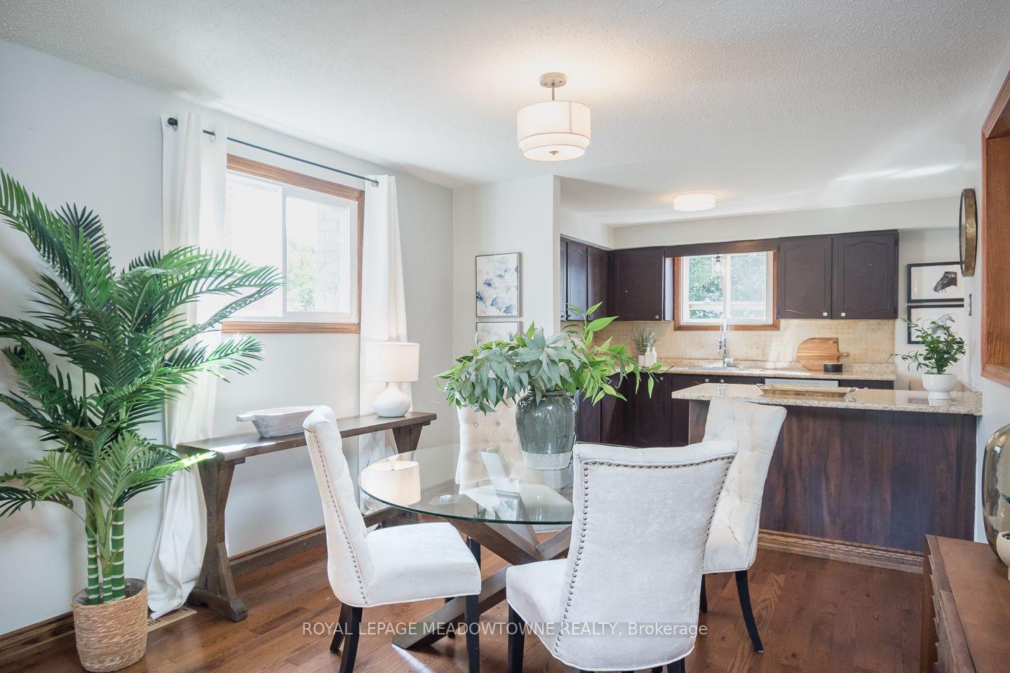 Photo 7 of 584 Hayward Crescent, Milton, Timberlea — HOMEH