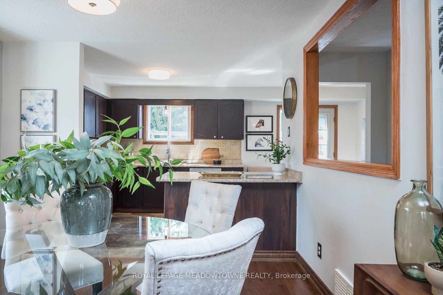 Photo 9 of 584 Hayward Crescent, Milton, Timberlea — HOMEH