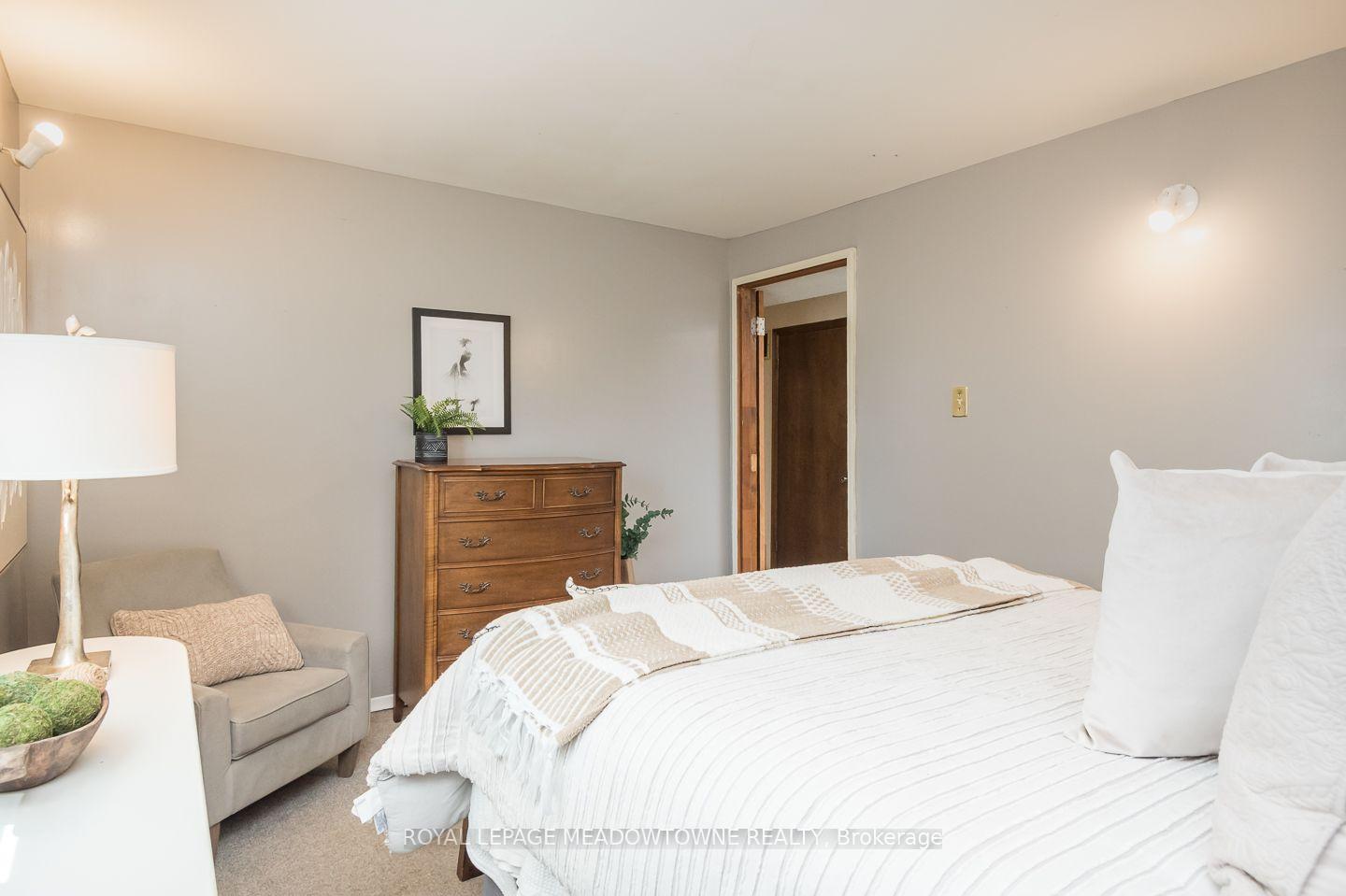 Photo 33 of 584 Hayward Crescent, Milton, Timberlea — HOMEH