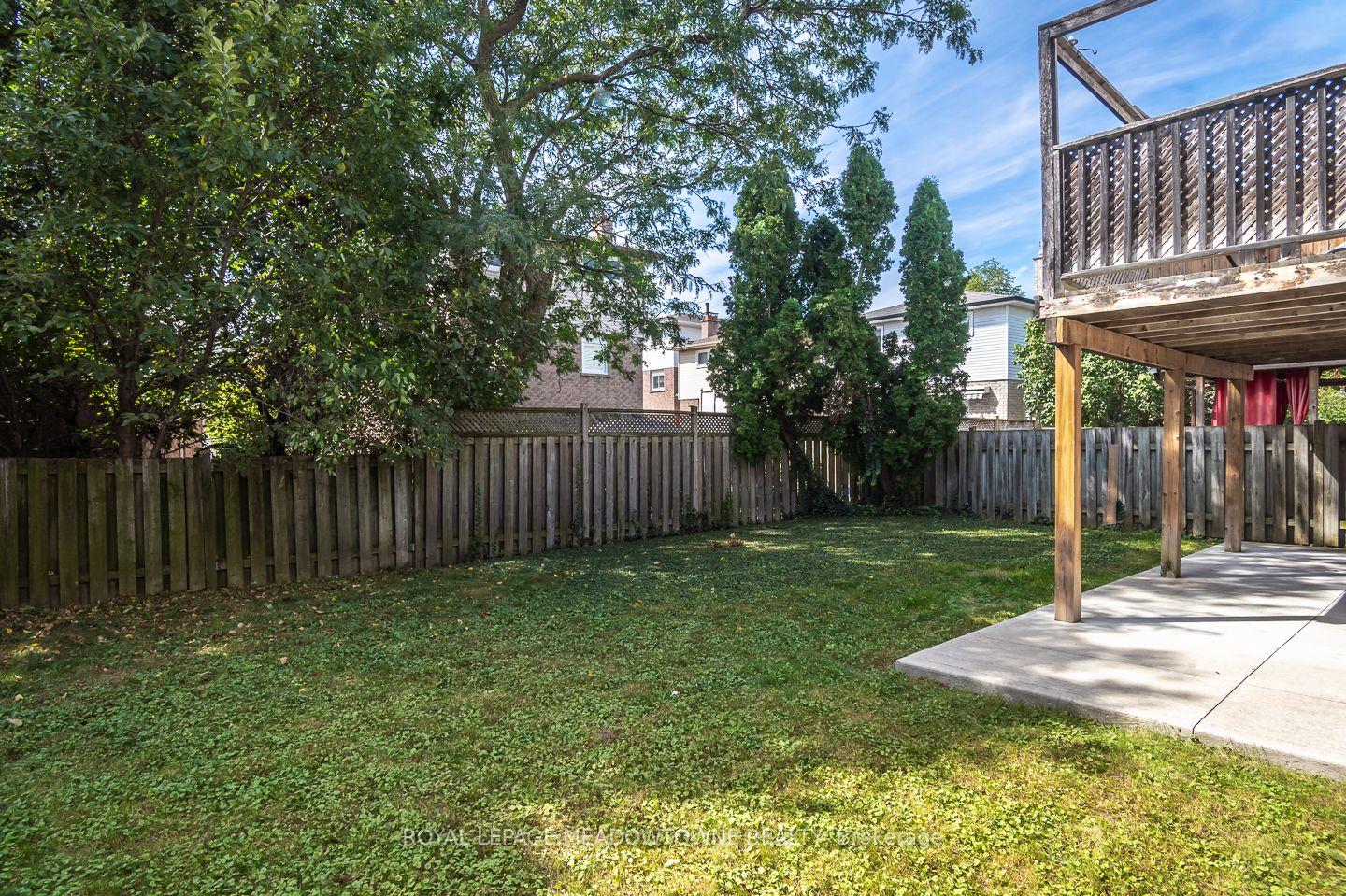Photo 38 of 584 Hayward Crescent, Milton, Timberlea — HOMEH