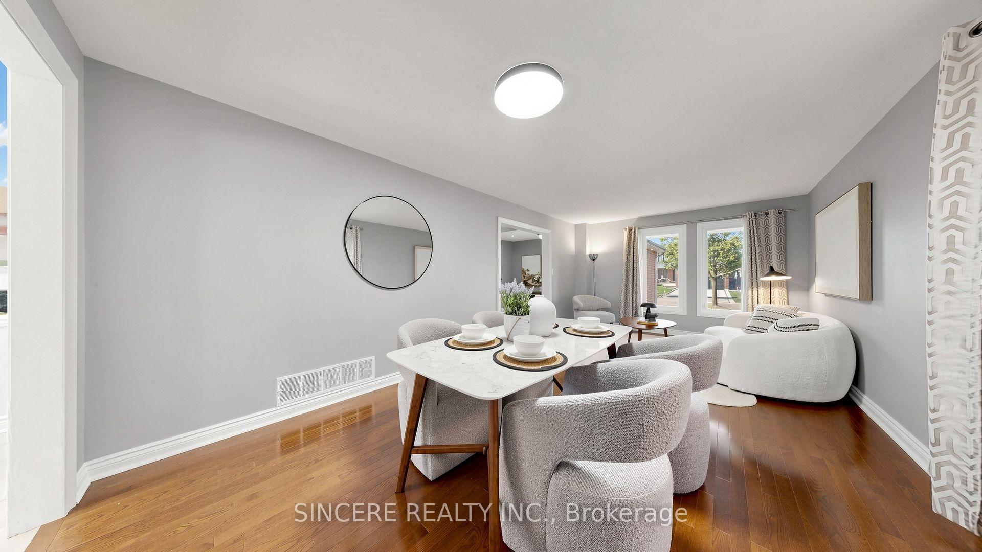 Photo 9 of 25 Ridgefield Crescent, Vaughan, Maple — HOMEH