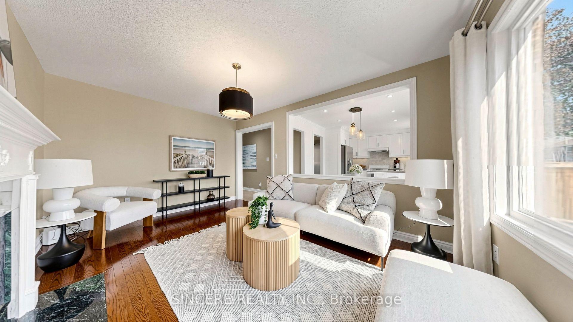 Photo 14 of 25 Ridgefield Crescent, Vaughan, Maple — HOMEH