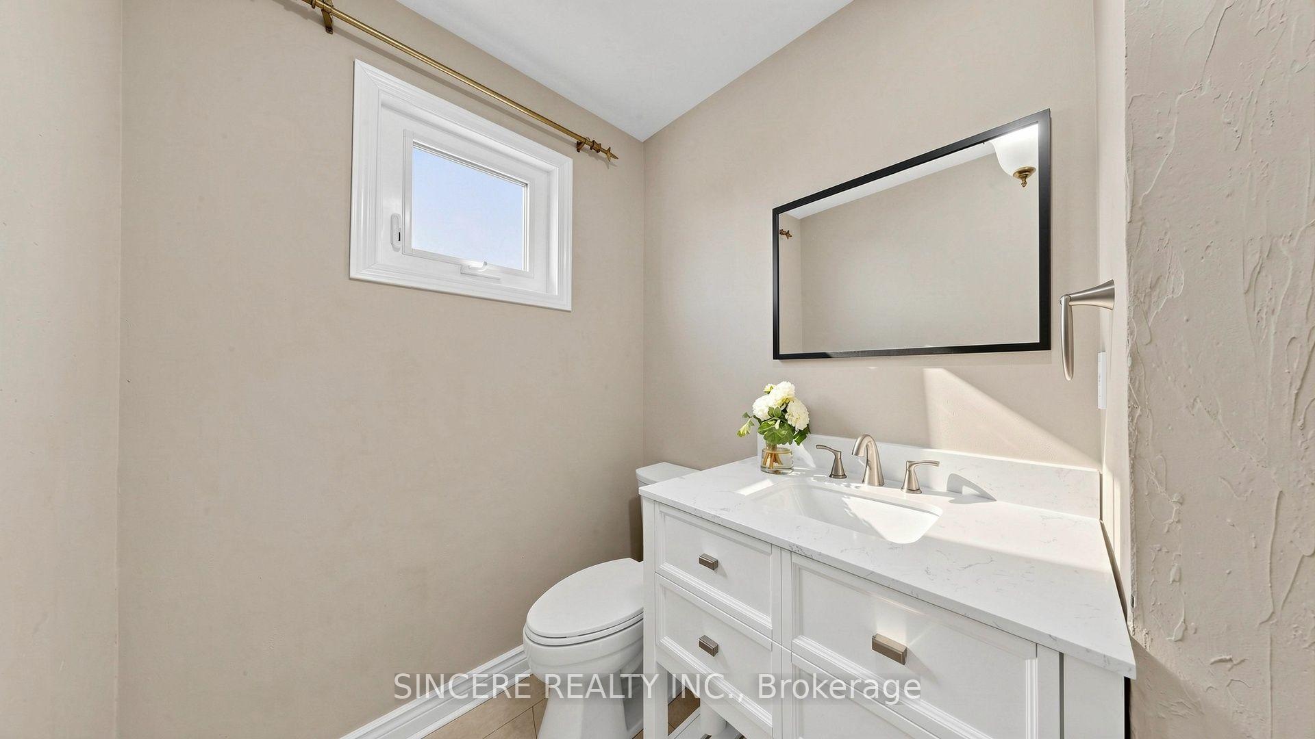 Photo 25 of 25 Ridgefield Crescent, Vaughan, Maple — HOMEH