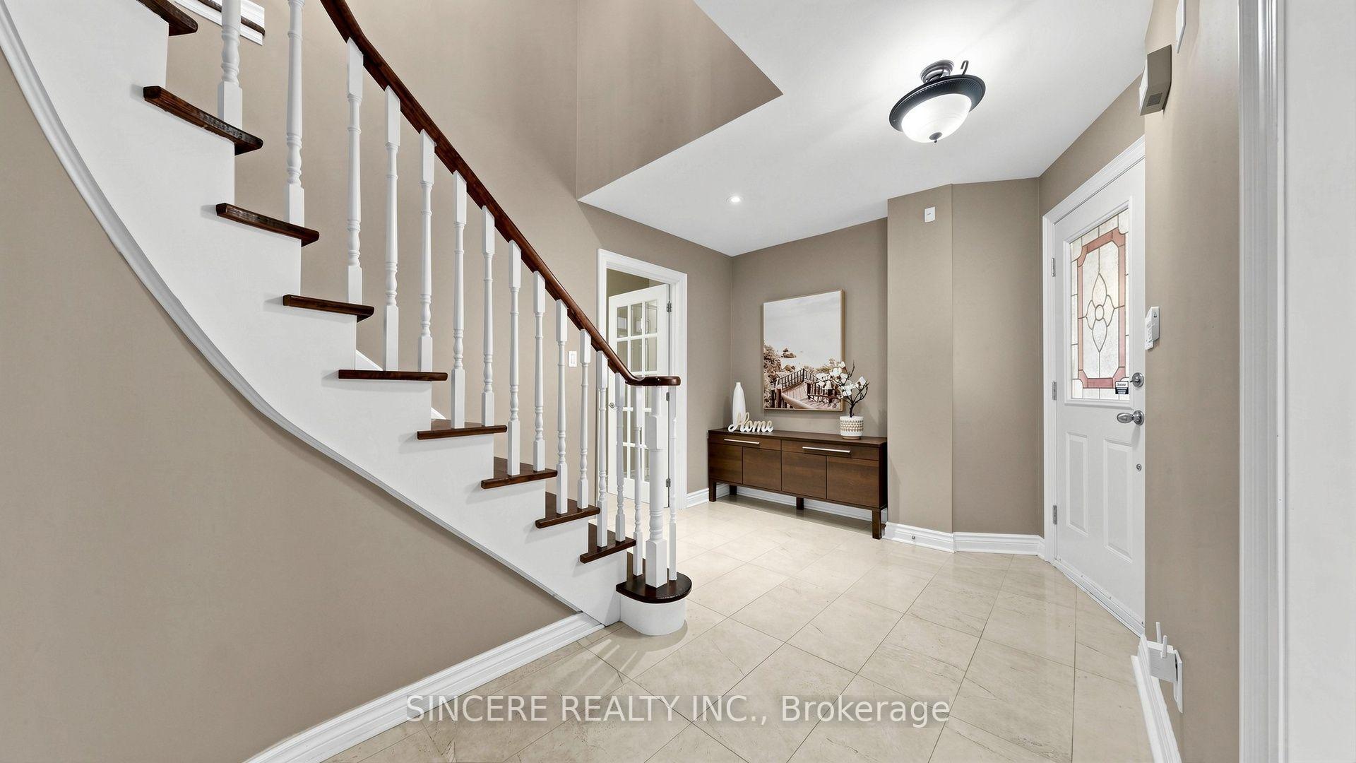 Photo 28 of 25 Ridgefield Crescent, Vaughan, Maple — HOMEH