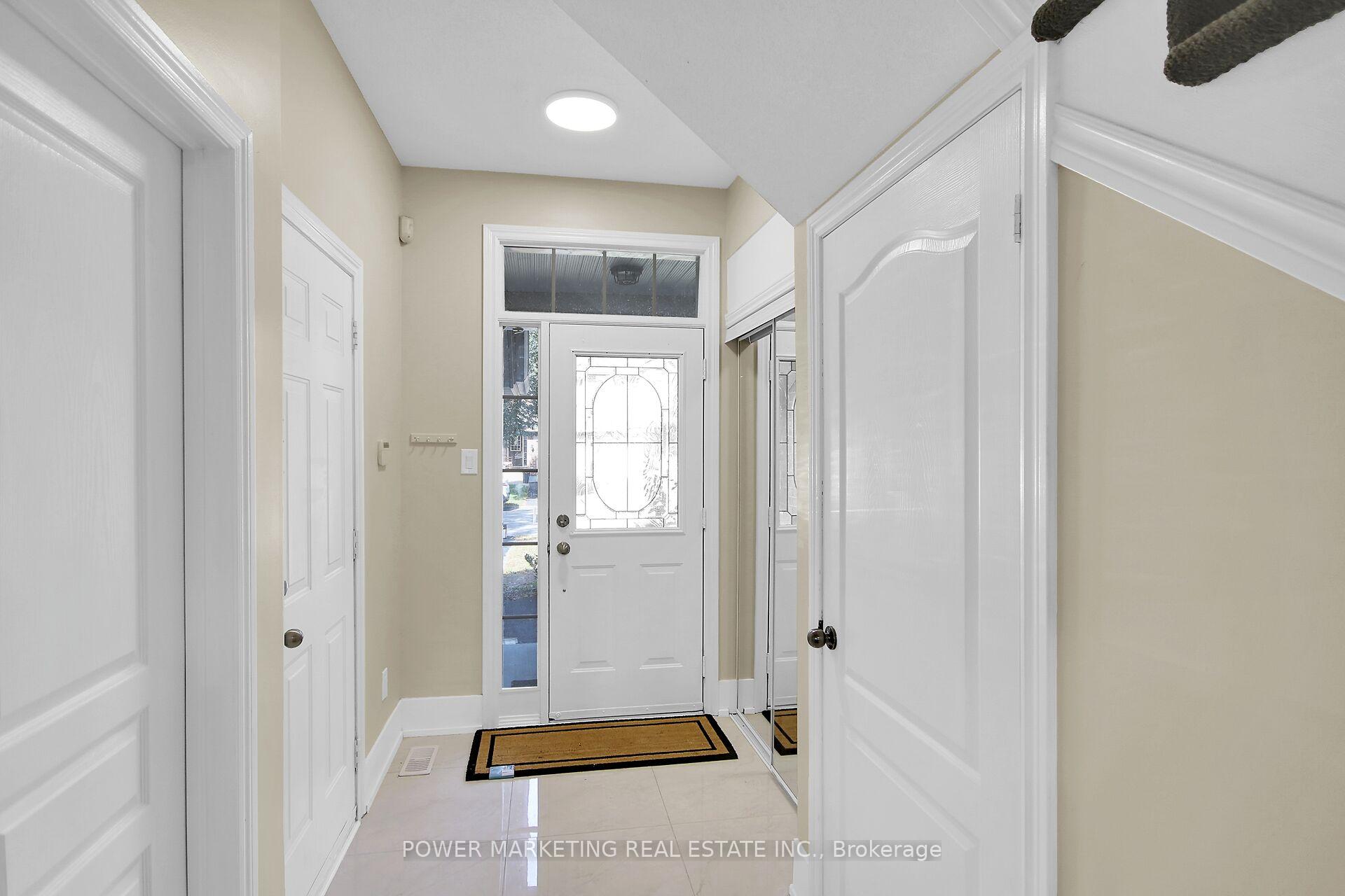 Photo 4 of 230 Bookton Place, Ottawa, Riverside South/Gloucester Glen — HOMEH