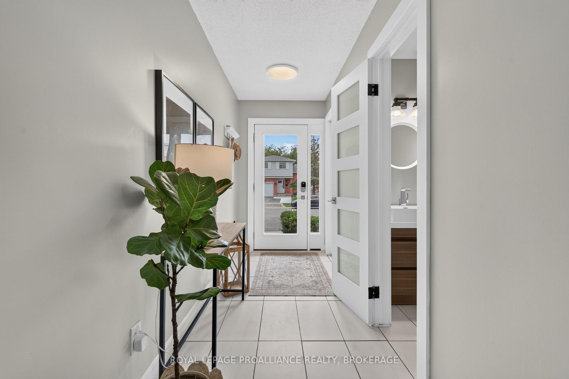 Photo 5 of 1241 Juniper Drive, Kingston, City Northwest — HOMEH