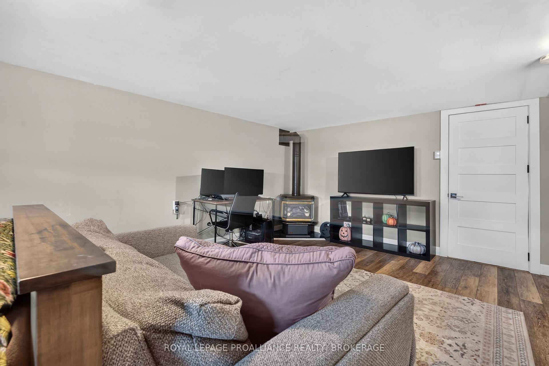 Photo 31 of 1241 Juniper Drive, Kingston, City Northwest — HOMEH