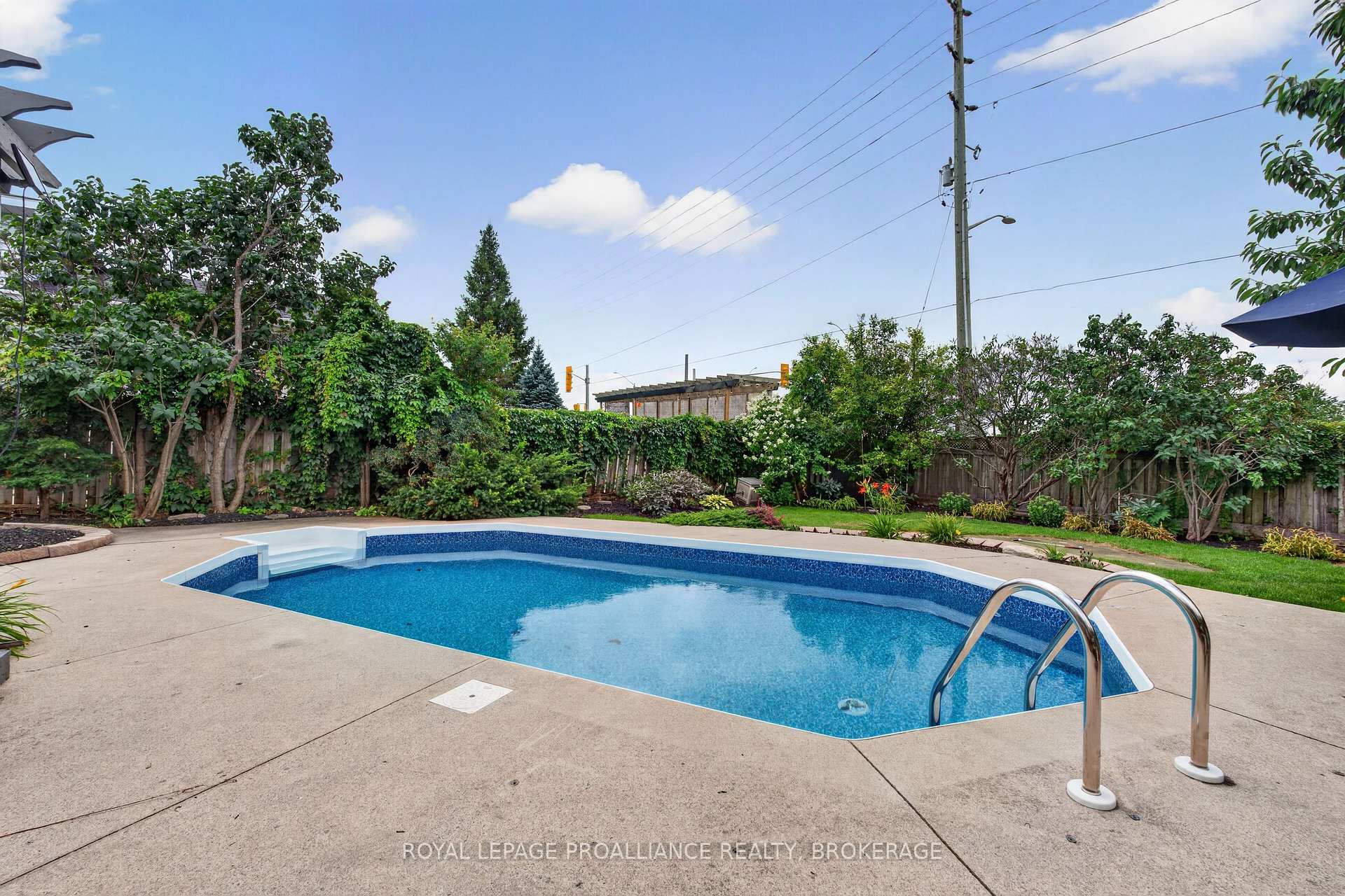 Photo 38 of 1241 Juniper Drive, Kingston, City Northwest — HOMEH