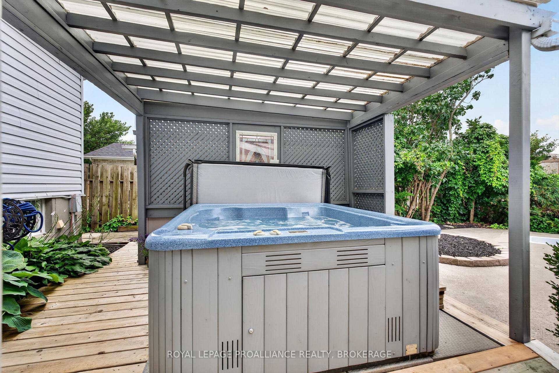 Photo 39 of 1241 Juniper Drive, Kingston, City Northwest — HOMEH