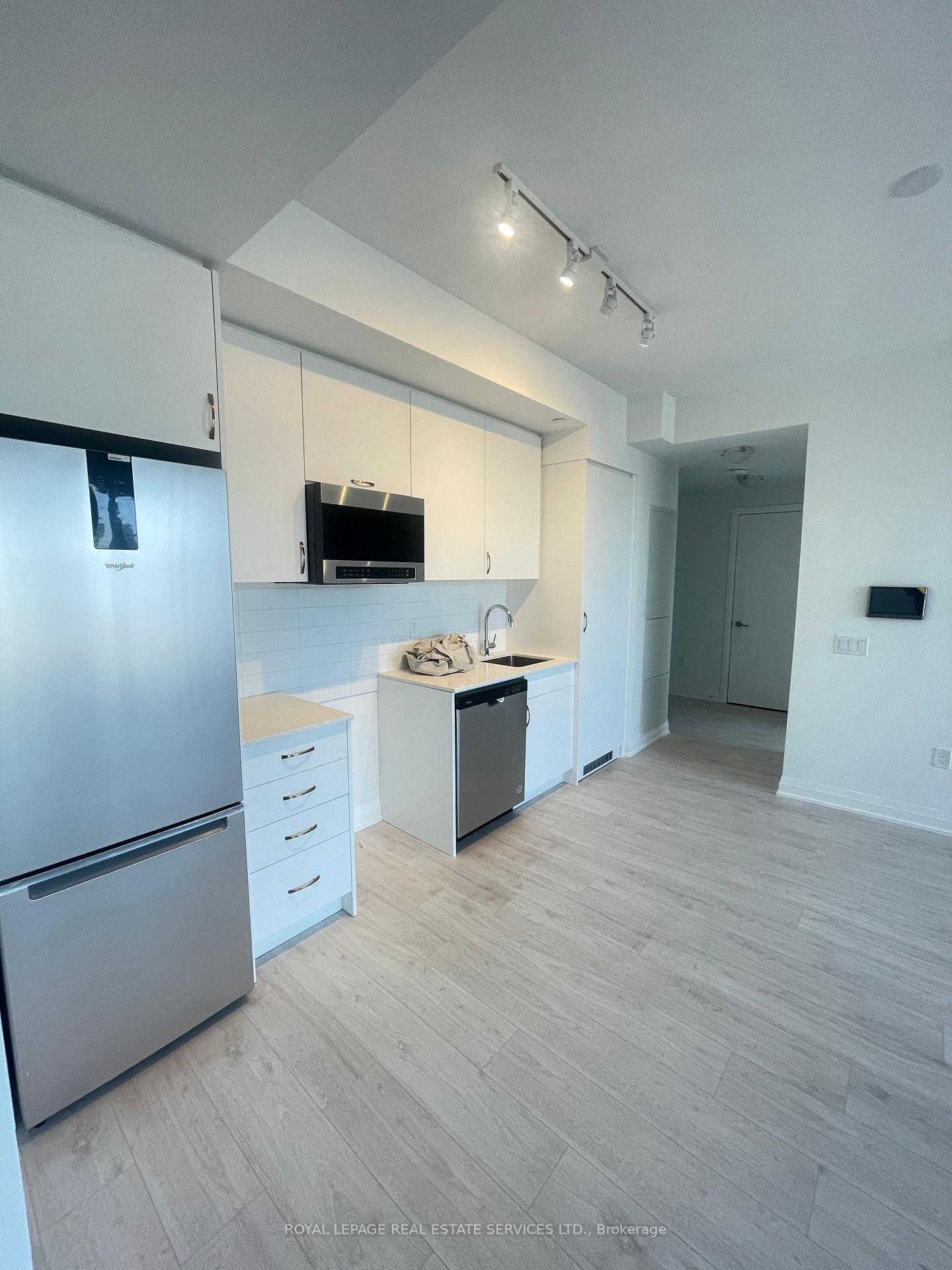 Photo 4 of Unit 518, 412 Silver Maple Road, Oakville, Joshua Meadows — HOMEH