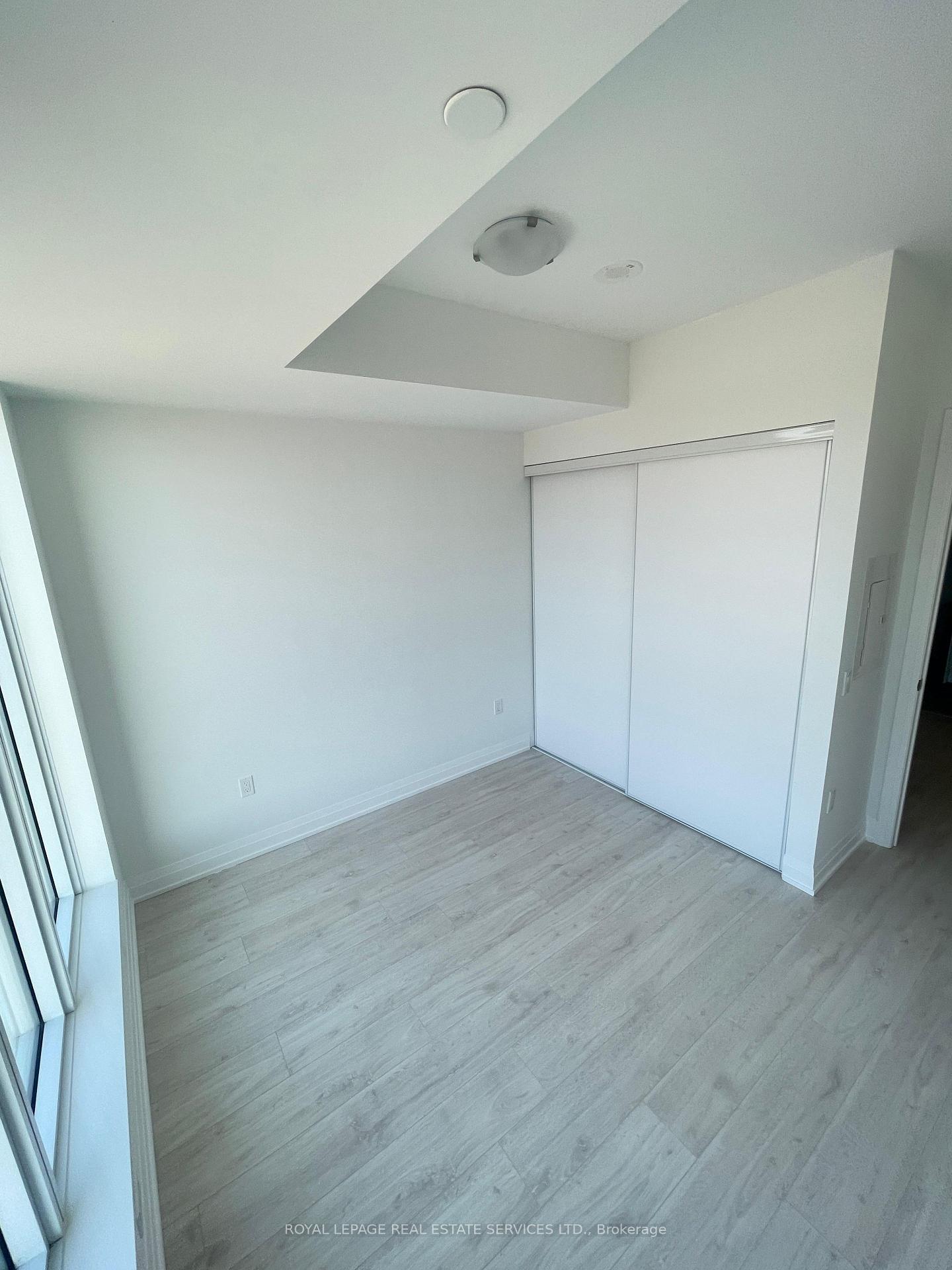 Photo 8 of Unit 518, 412 Silver Maple Road, Oakville, Joshua Meadows — HOMEH