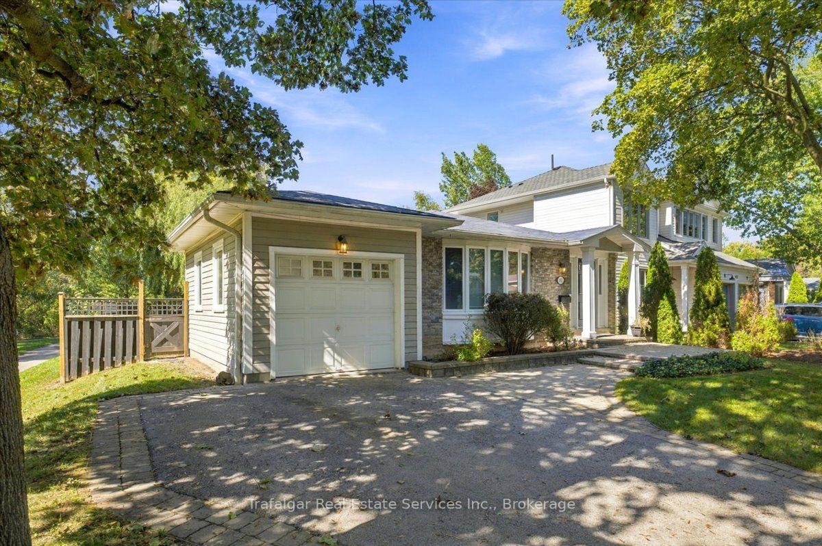 Photo 3 of 461 Maple Avenue, Oakville, Old Oakville — HOMEH