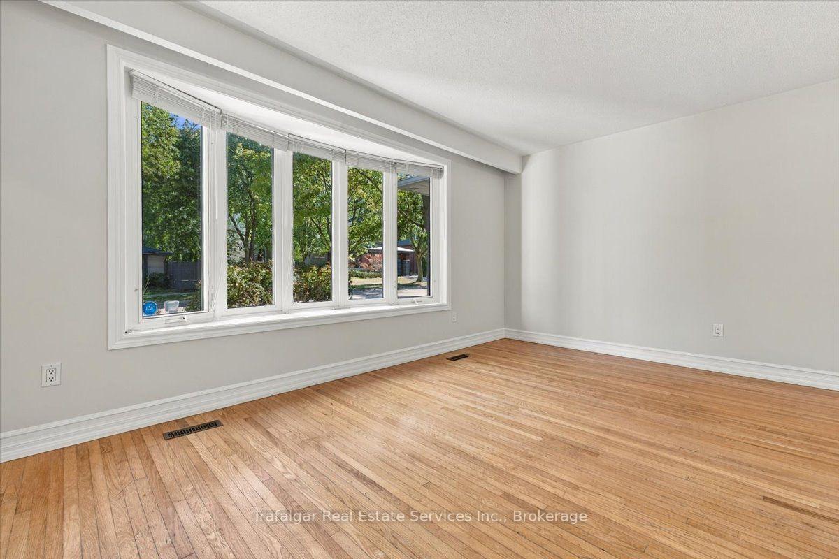 Photo 11 of 461 Maple Avenue, Oakville, Old Oakville — HOMEH