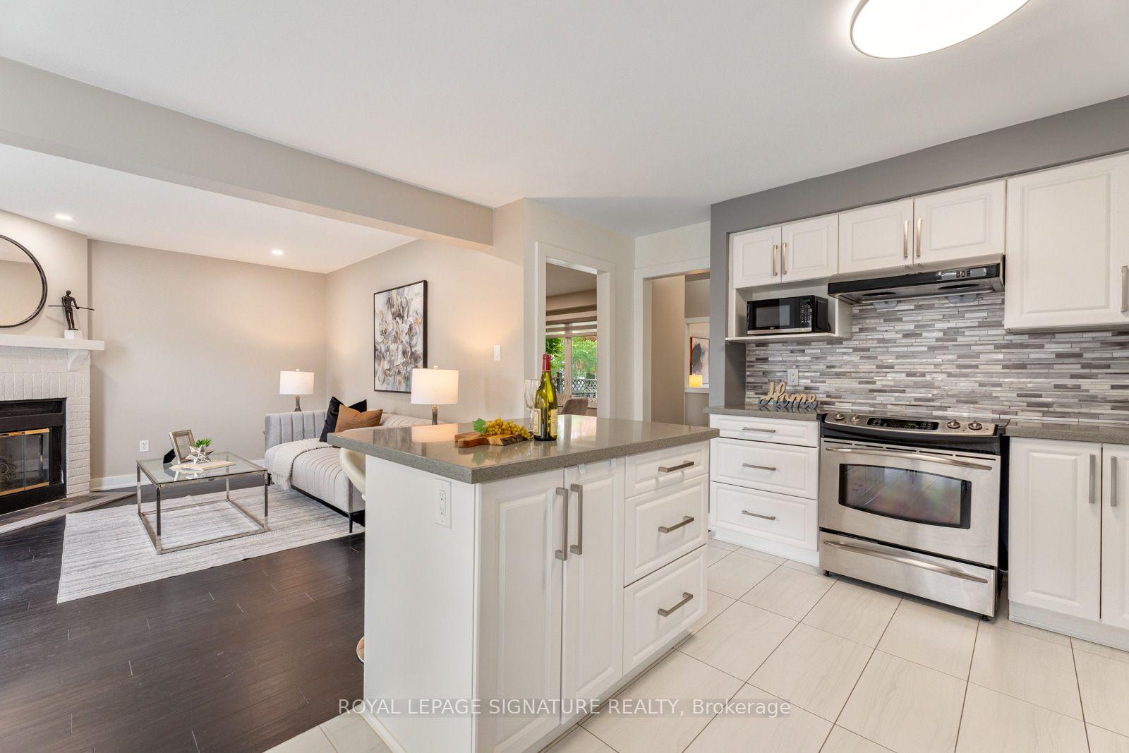 Photo 5 of 2053 Blue Ridge Crescent, Pickering, Brock Ridge — HOMEH