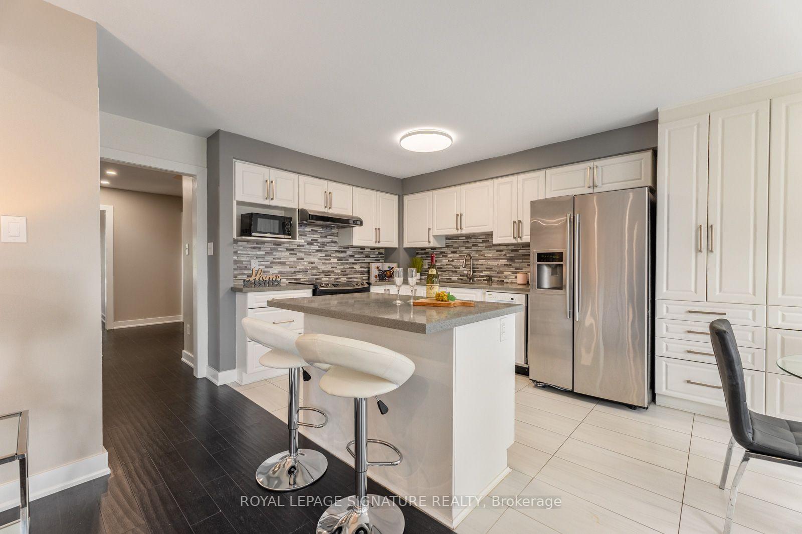 Photo 11 of 2053 Blue Ridge Crescent, Pickering, Brock Ridge — HOMEH