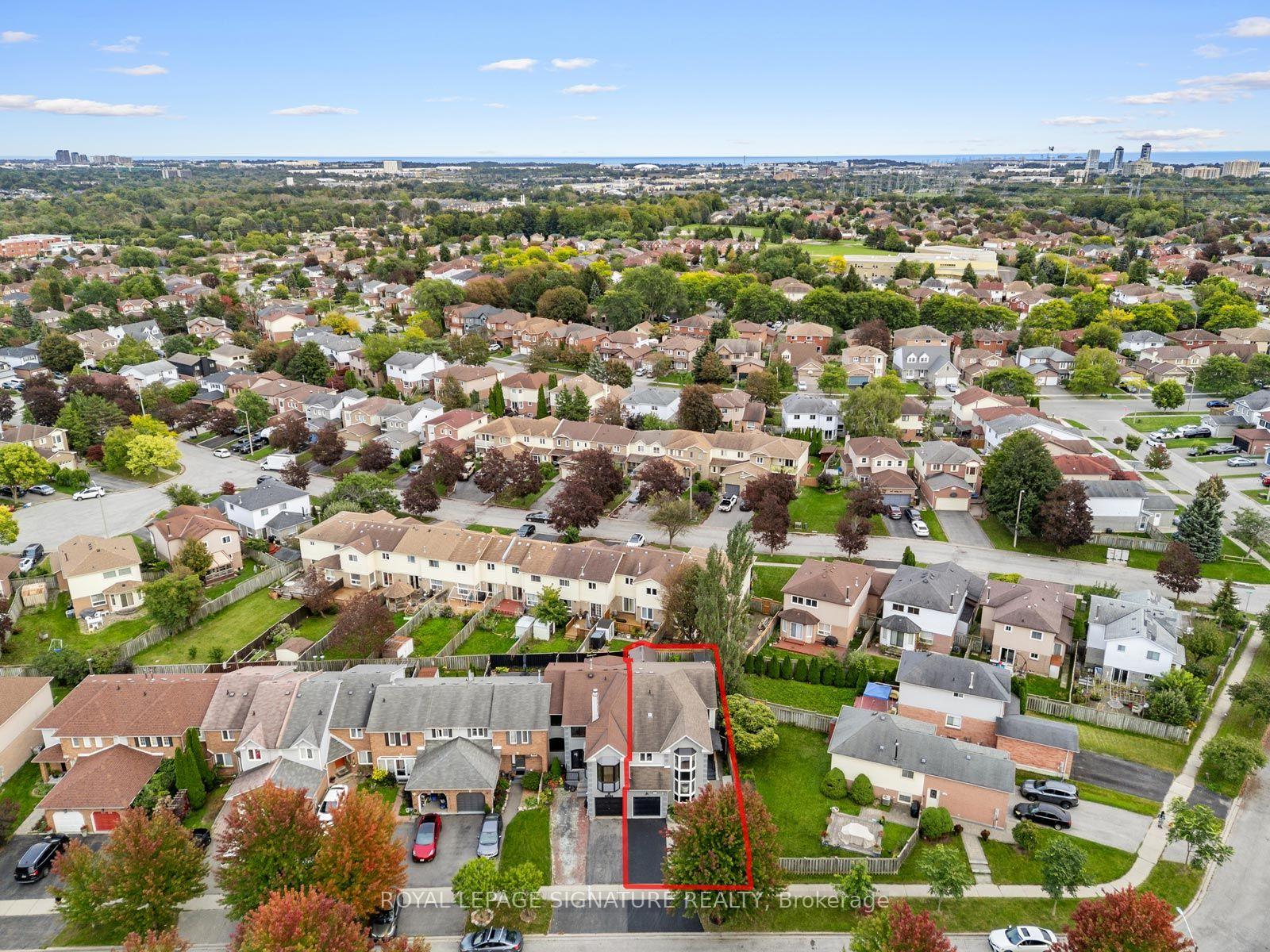Photo 50 of 2053 Blue Ridge Crescent, Pickering, Brock Ridge — HOMEH