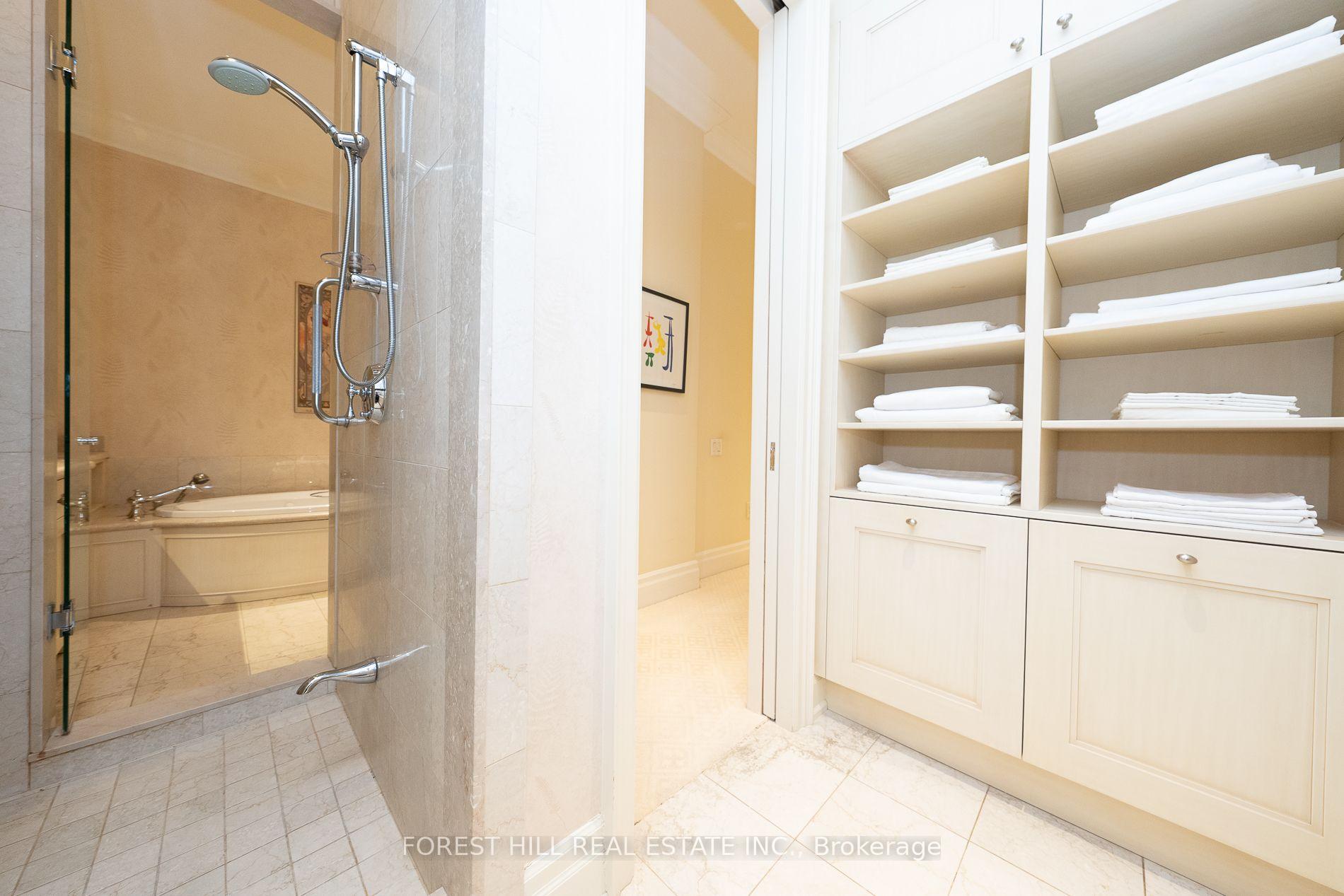 Photo 22 of Unit 303, 1 Post Road, North York, Bridle Path-Sunnybrook-York Mills — HOMEH