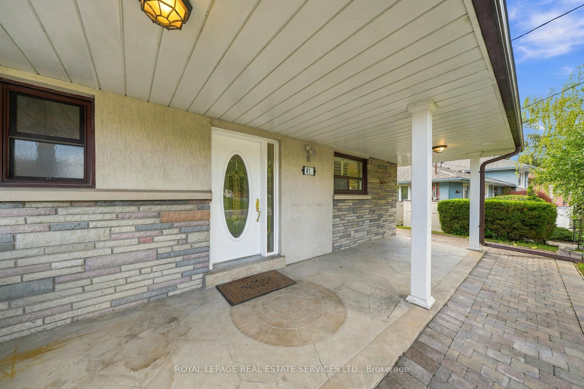 Photo 16 of 81 Letchworth Crescent, North York, Downsview-Roding-CFB — HOMEH