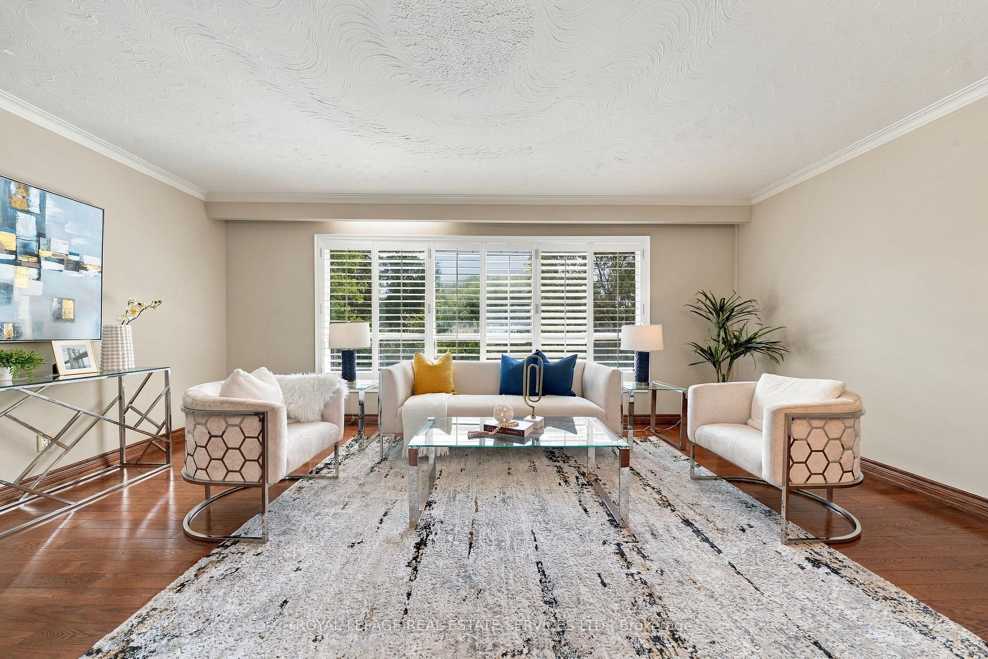 Photo 17 of 81 Letchworth Crescent, North York, Downsview-Roding-CFB — HOMEH