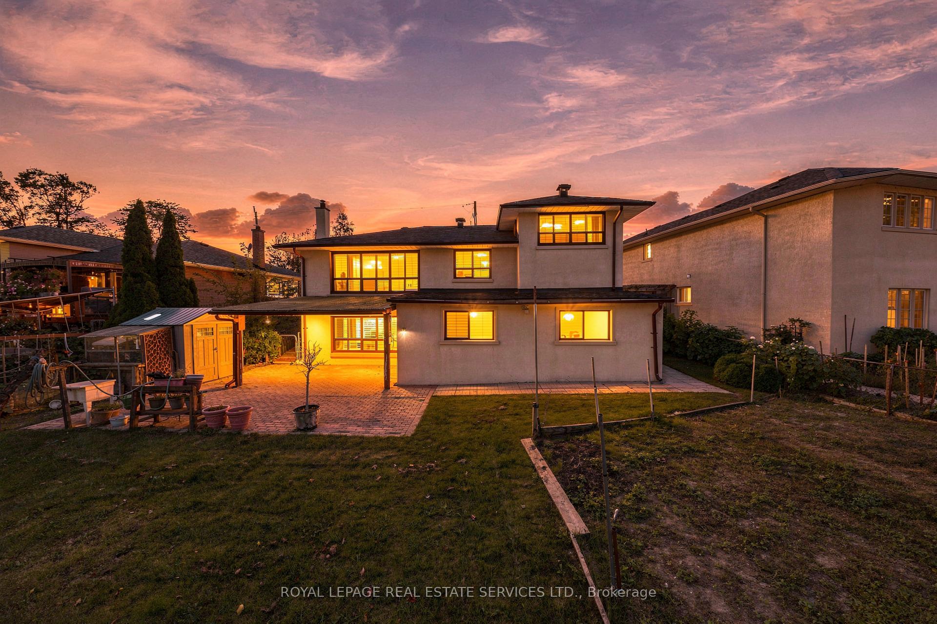 Photo 43 of 81 Letchworth Crescent, North York, Downsview-Roding-CFB — HOMEH