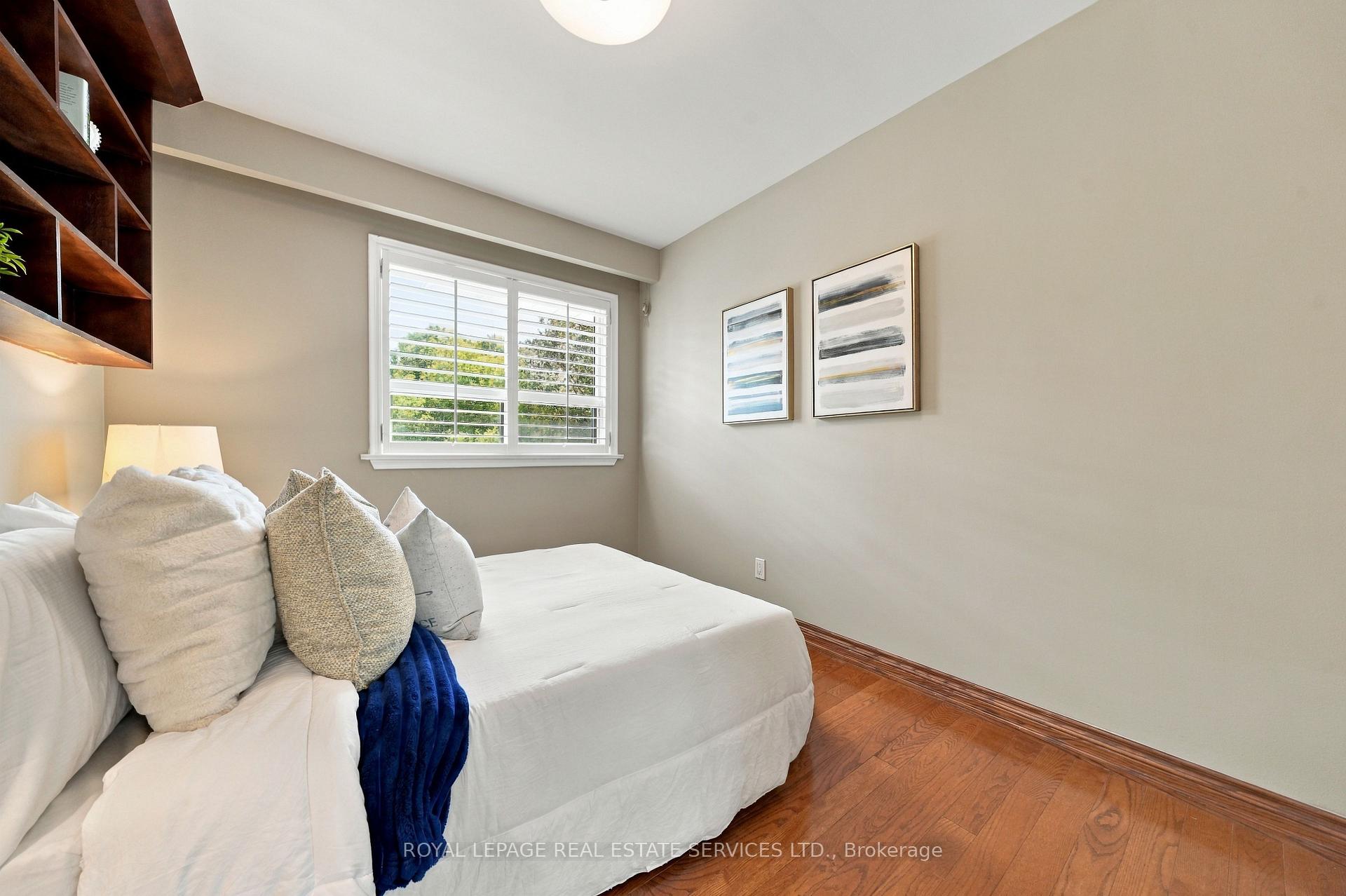 Photo 28 of 81 Letchworth Crescent, North York, Downsview-Roding-CFB — HOMEH