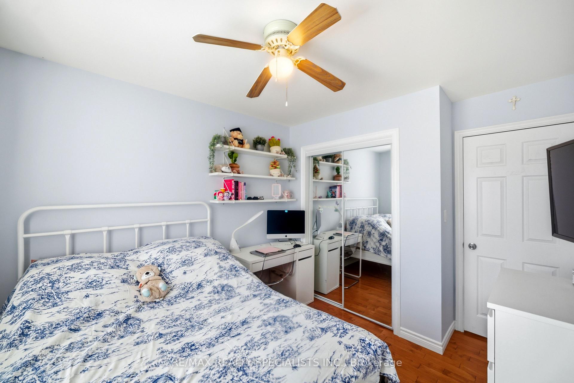 Photo 24 of 14 Elson Drive, Guelph, Dovercliffe Park/Old University — HOMEH