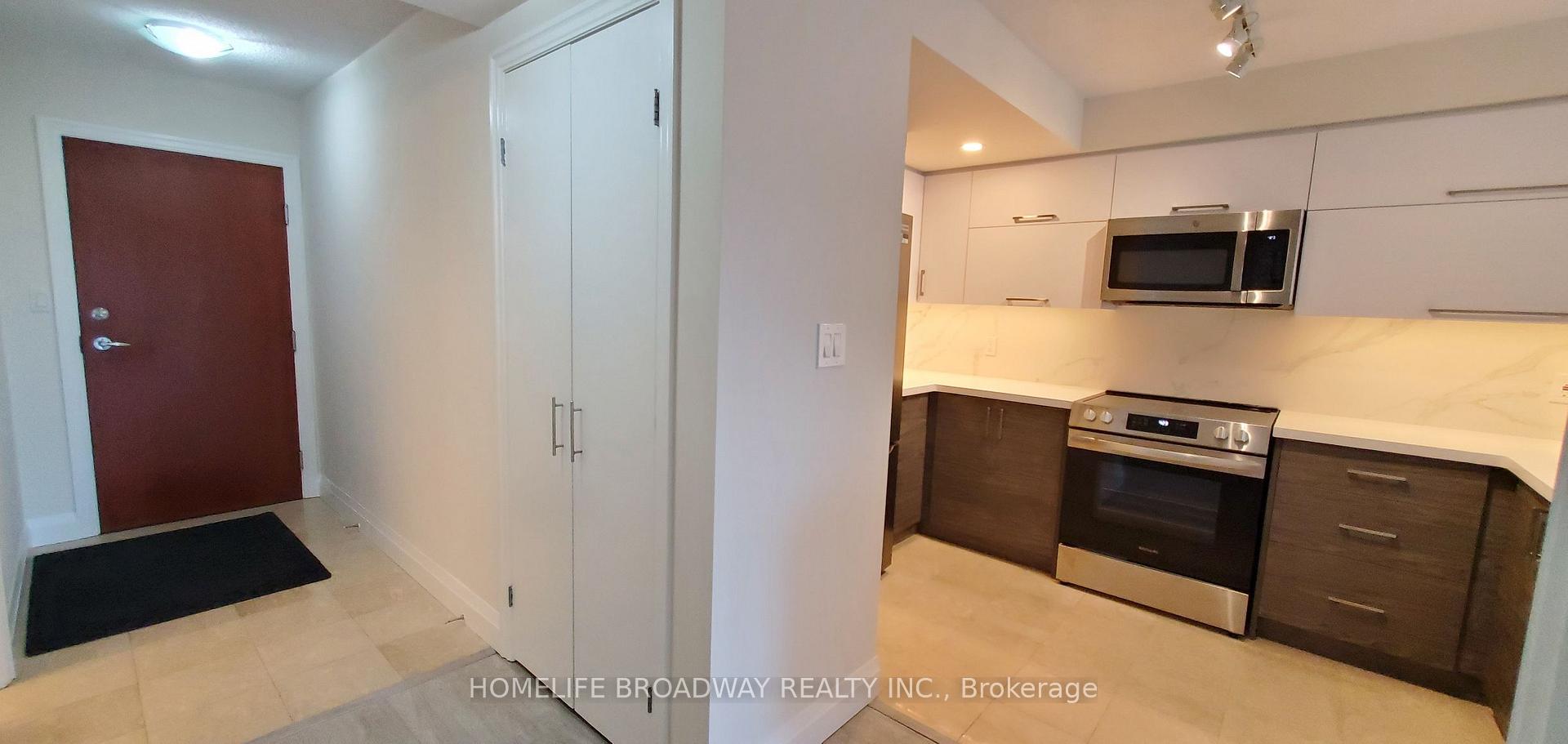 Photo 14 of Unit 905, 300 Bloor Street E, Toronto, Rosedale-Moore Park — HOMEH