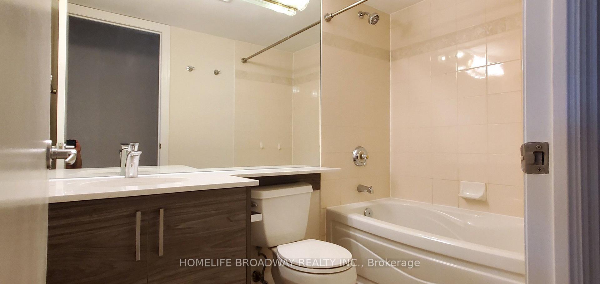 Photo 15 of Unit 905, 300 Bloor Street E, Toronto, Rosedale-Moore Park — HOMEH