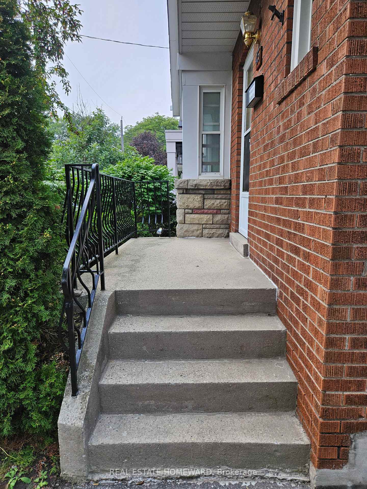 Photo 3 of Unit Main, 45 Norlong Boulevard, Toronto, East York — HOMEH