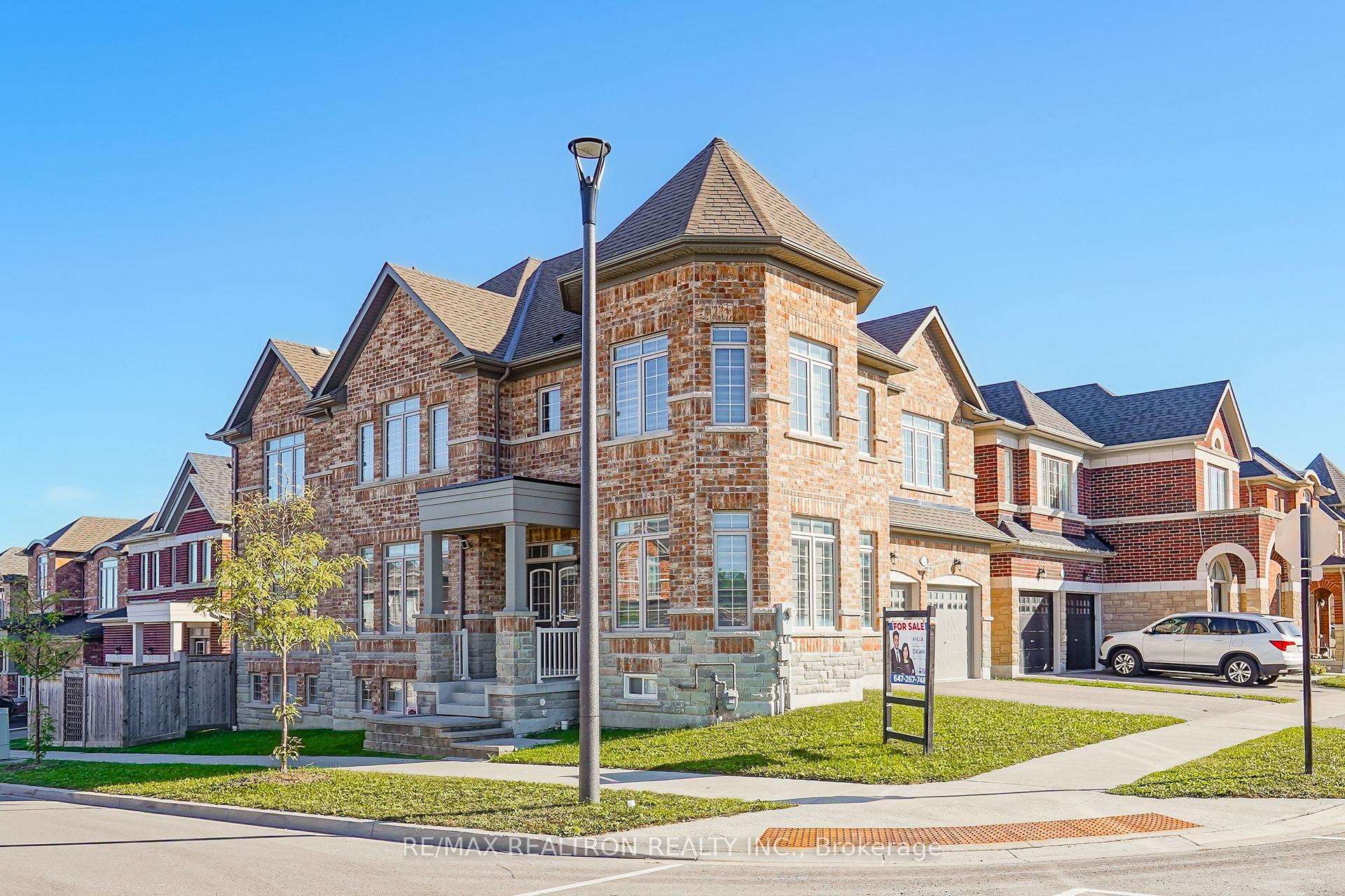 Photo 1 of 2431 Hibiscus Drive, Pickering, Rural Pickering — HOMEH