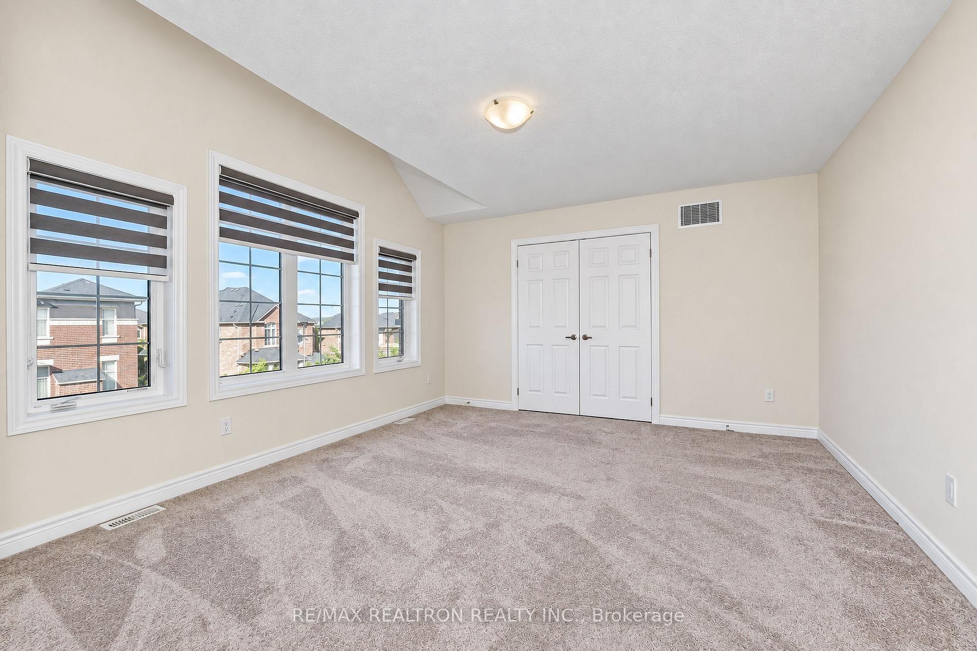 Photo 20 of 2431 Hibiscus Drive, Pickering, Rural Pickering — HOMEH