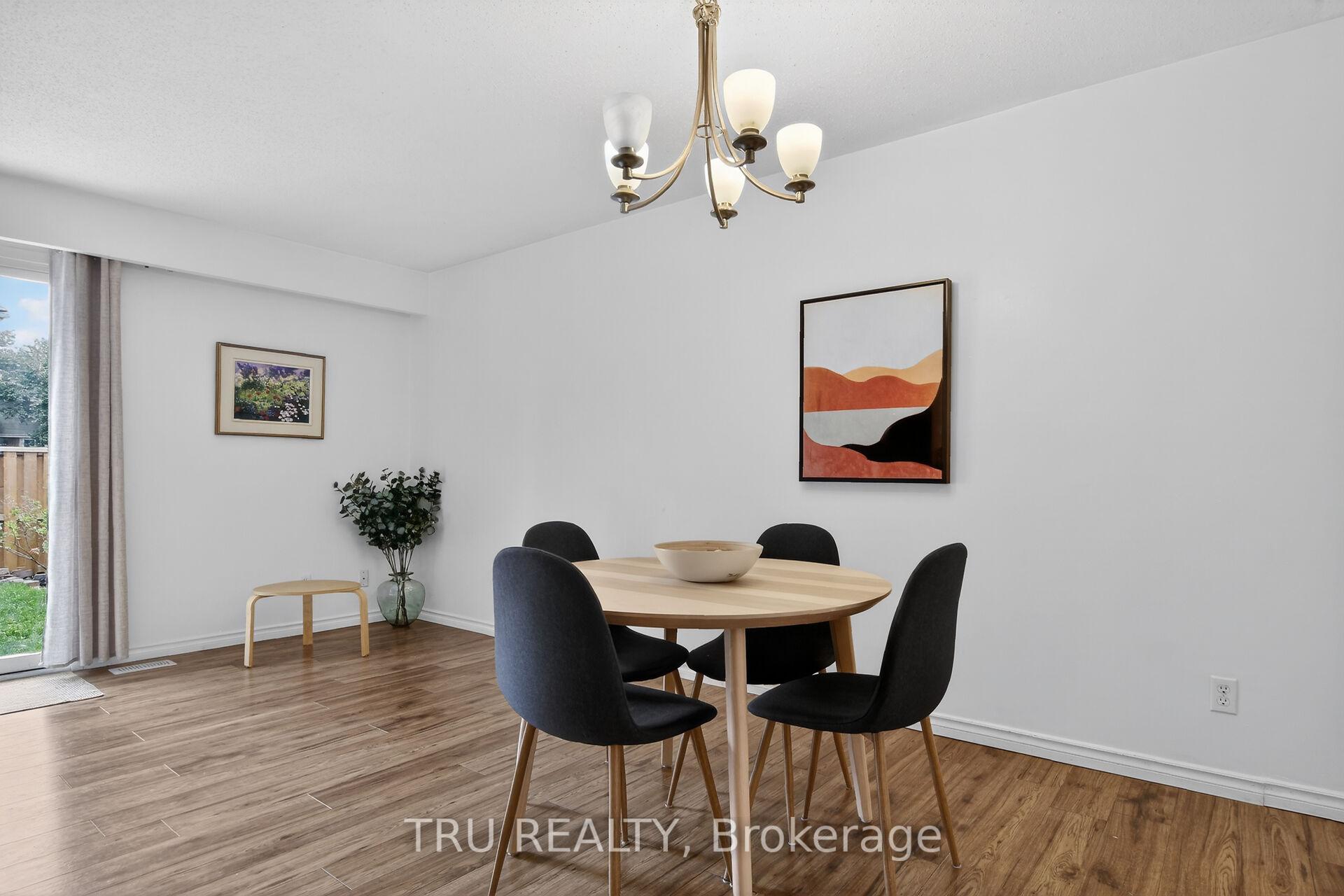 Photo 11 of 16-164 Barrow Crescent, Ottawa, Kanata - Katimavik — HOMEH