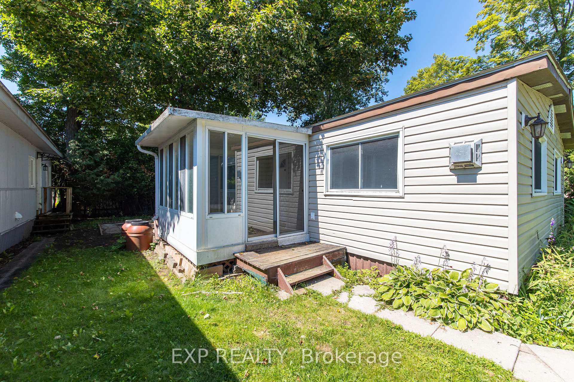 Photo 3 of 21 Maplewood Avenue, Carleton Place, Carleton Place — HOMEH