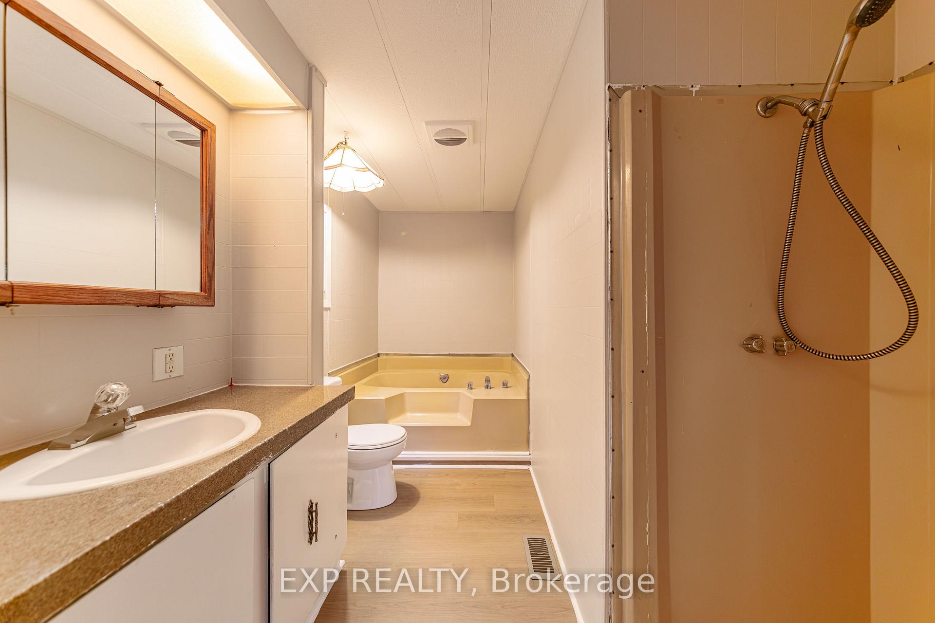 Photo 21 of 21 Maplewood Avenue, Carleton Place, Carleton Place — HOMEH