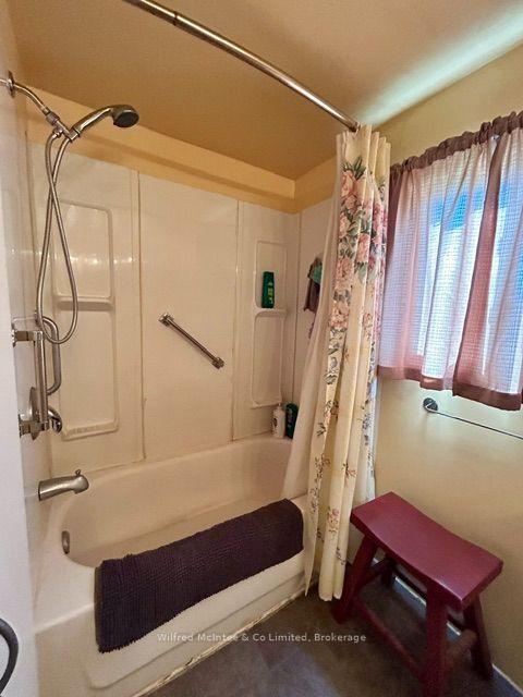 Photo 10 of 2 Dove Road, Brockton — HOMEH
