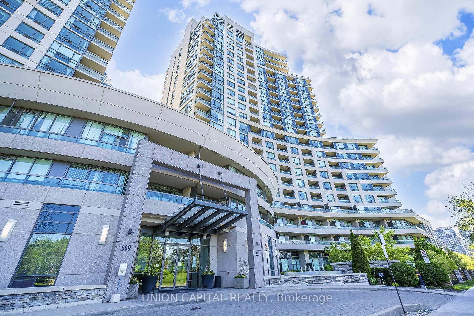 Photo 8 of Unit 2002, 509 Beecroft Road, North York, Willowdale West — HOMEH