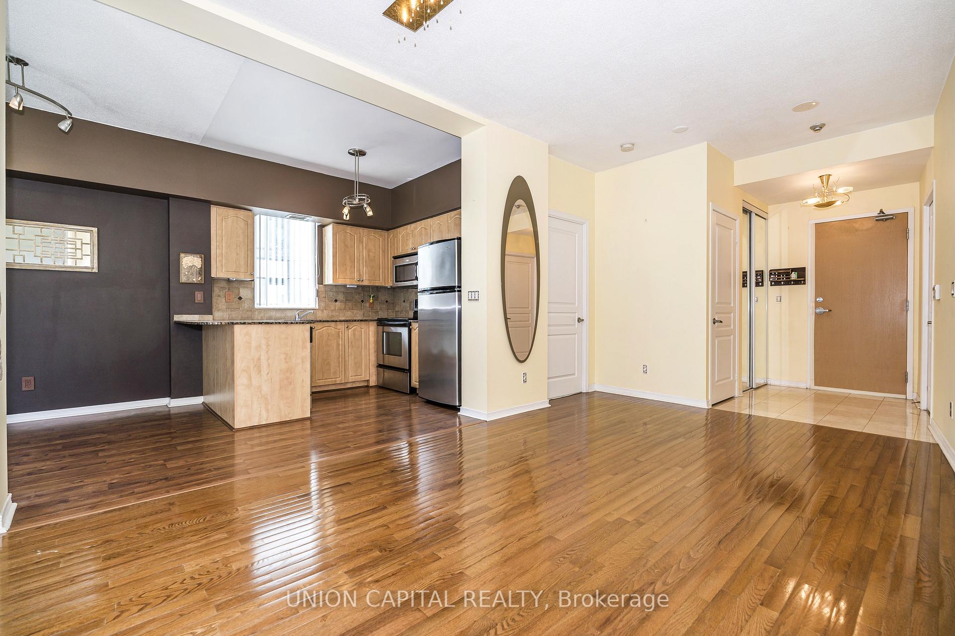 Photo 17 of Unit 2002, 509 Beecroft Road, North York, Willowdale West — HOMEH