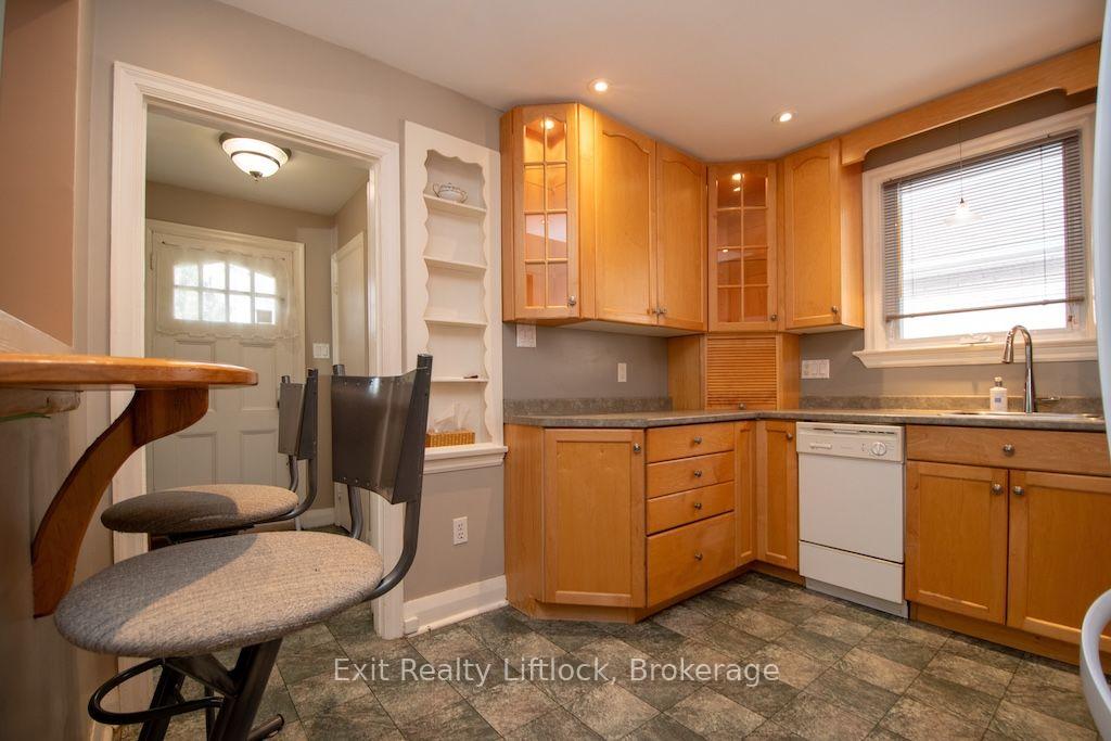 Photo 9 of 445 Arndon Avenue, Peterborough, Otonabee Ward 1 — HOMEH