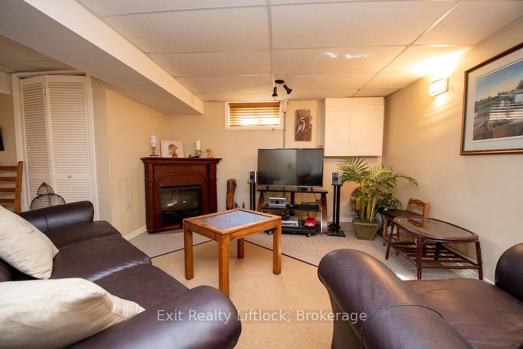 Photo 22 of 445 Arndon Avenue, Peterborough, Otonabee Ward 1 — HOMEH