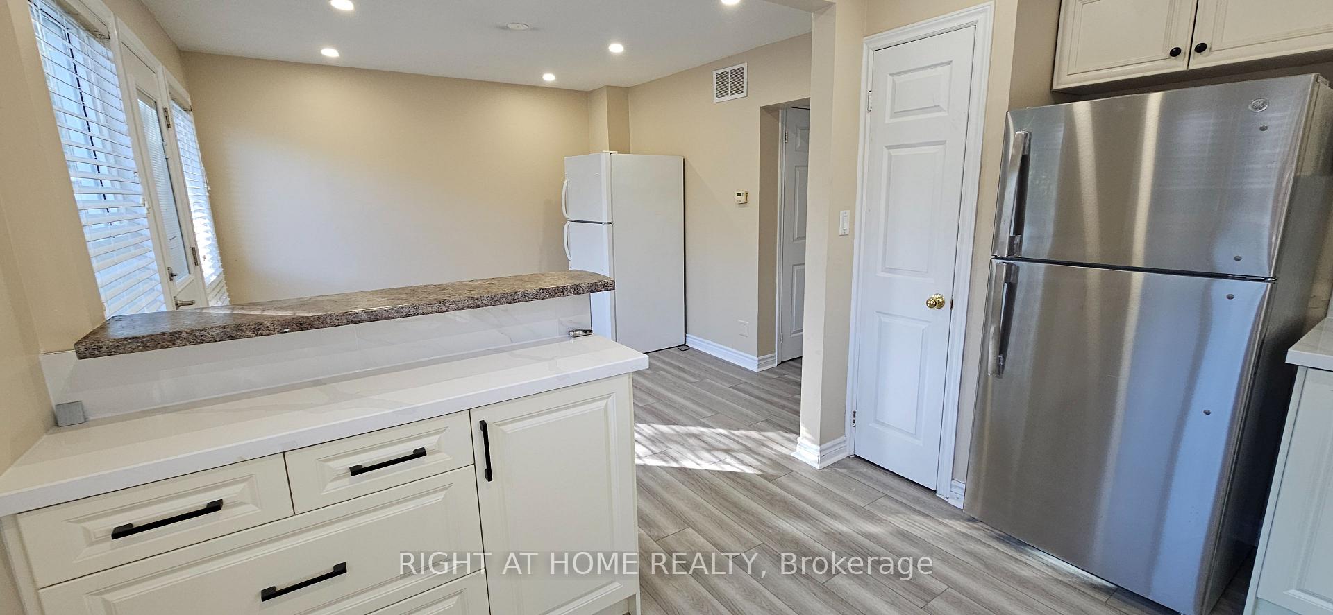 Photo 3 of 1365 Mary Street, Oshawa, Samac — HOMEH